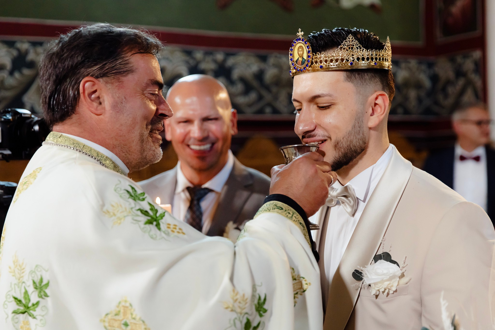 Ioana & Ionuț | Nuntă de poveste la Păstrăvăria Poiana din Mălini județul Suceava. Servicii foto-video profesionale, pentru momente de neuitat