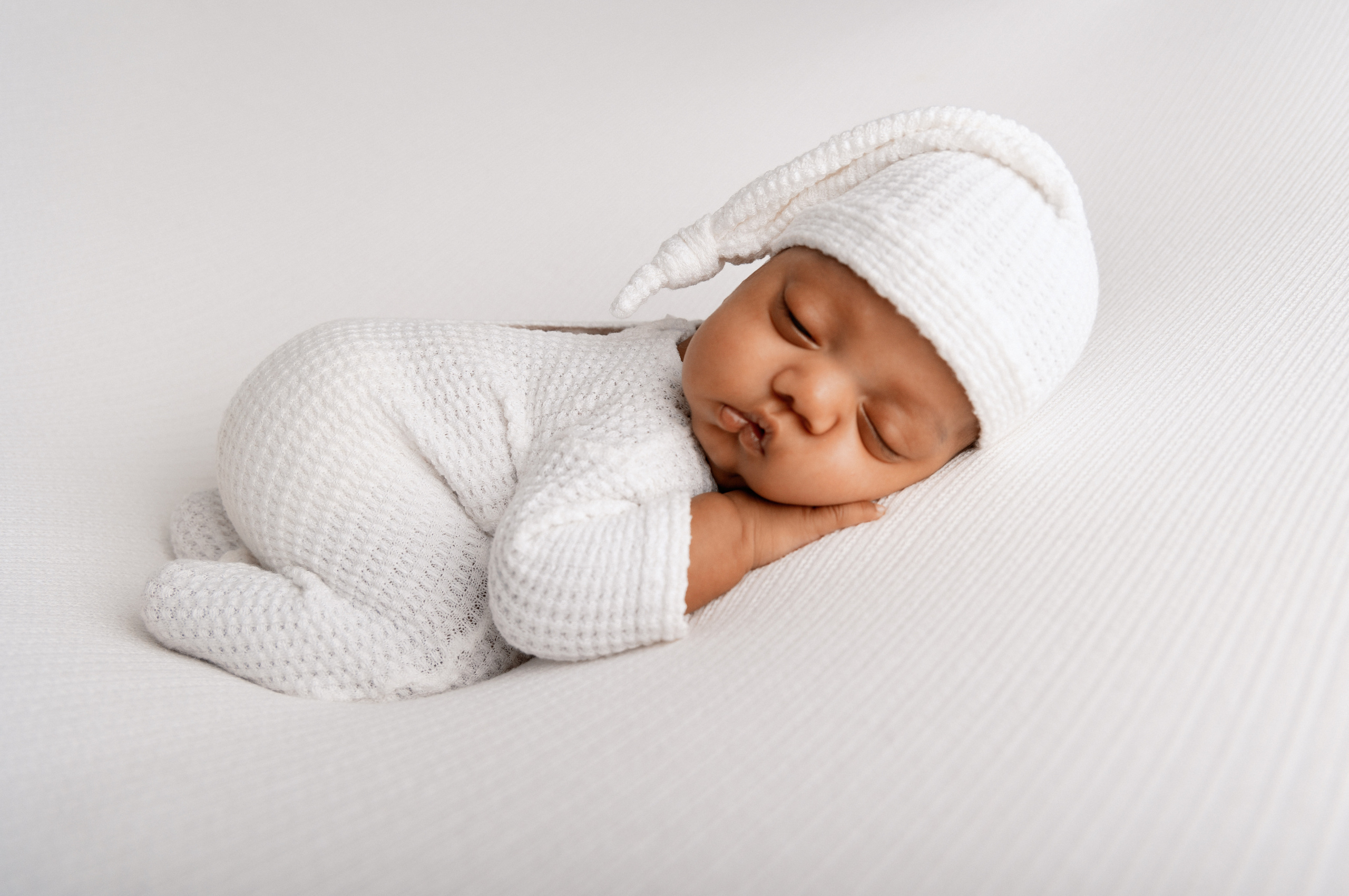 Newborn. Professional photographer in NYC Kristina Bagdasaryan