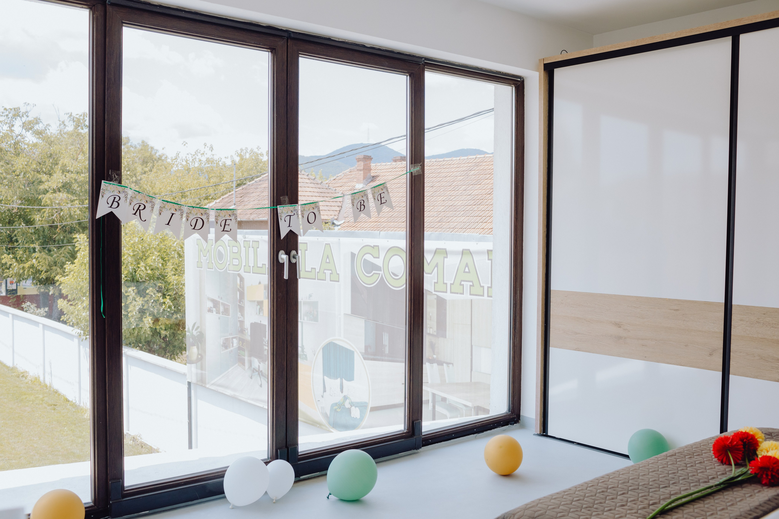 Paul & Maria. Wedding & couple photographer from Romania Rut Vetan