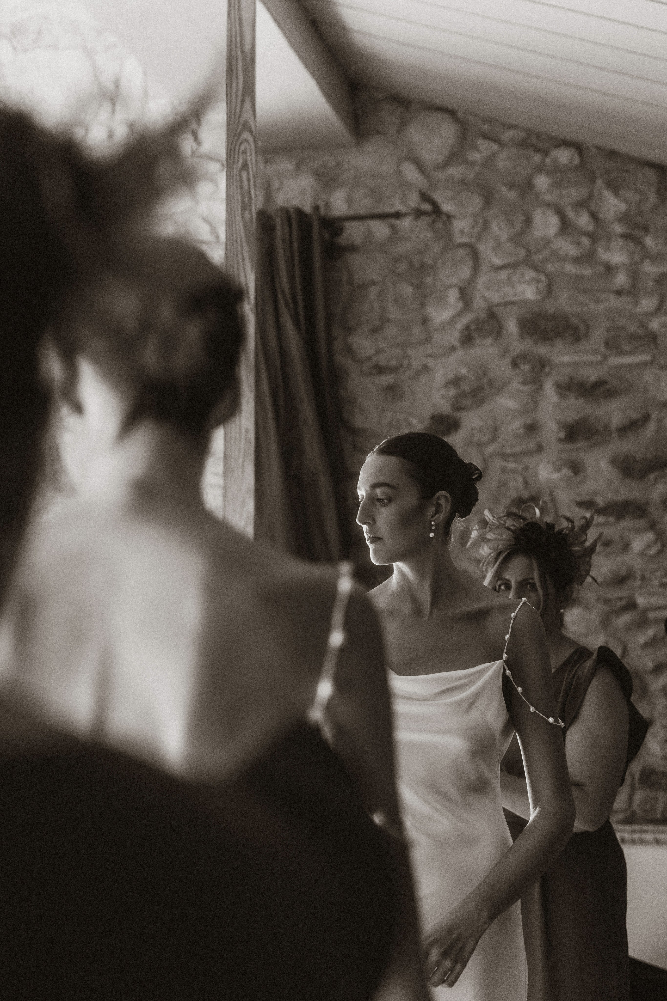 Lauren & Jamie. Hotel Castell d’Emporda. Paola fotógrafo / videografo de bodas en Barcelona
