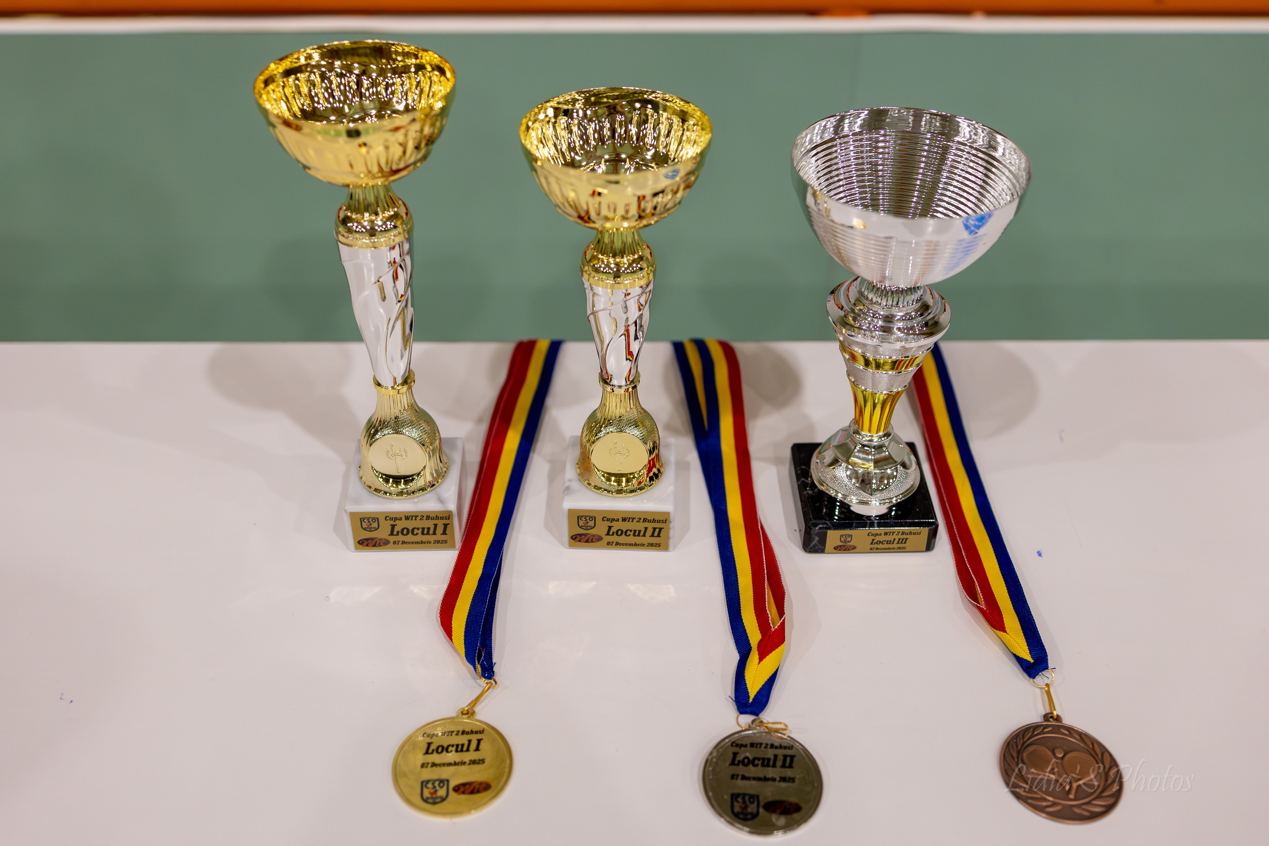 Turneu tenis de camp în sală. Fotograf. Lucrez cu oameni, produse și spații. Portret și fotografie creativă. Bacău, România. Lidia Savinoiu