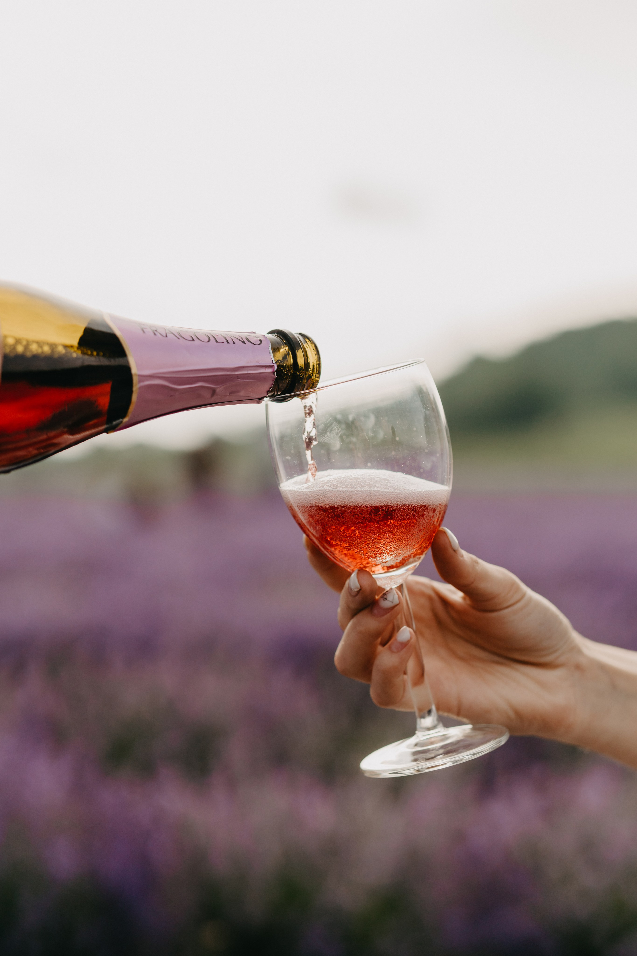 Hand in Hand. Fotograf Katowice – sesje indywidualne, rodzinne, ślubne