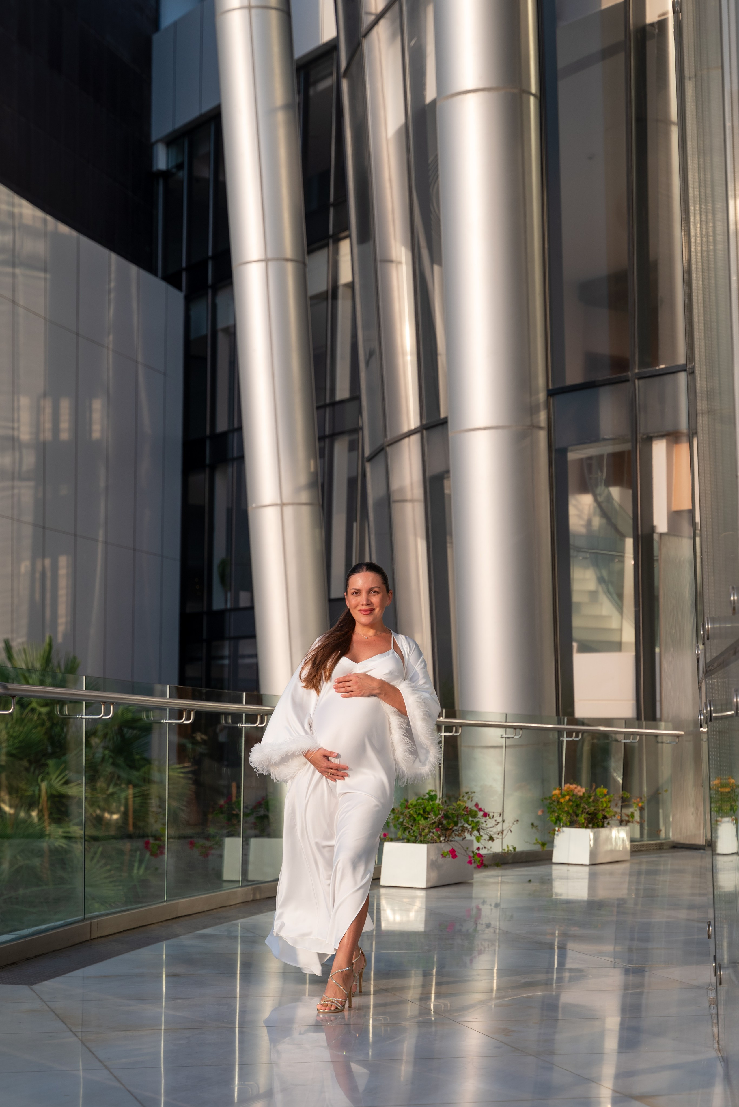 4. Yuliya Ihnatkovich- Photographer in Italy | Portrait, family, lifestyle, couples, maternity&brand content
