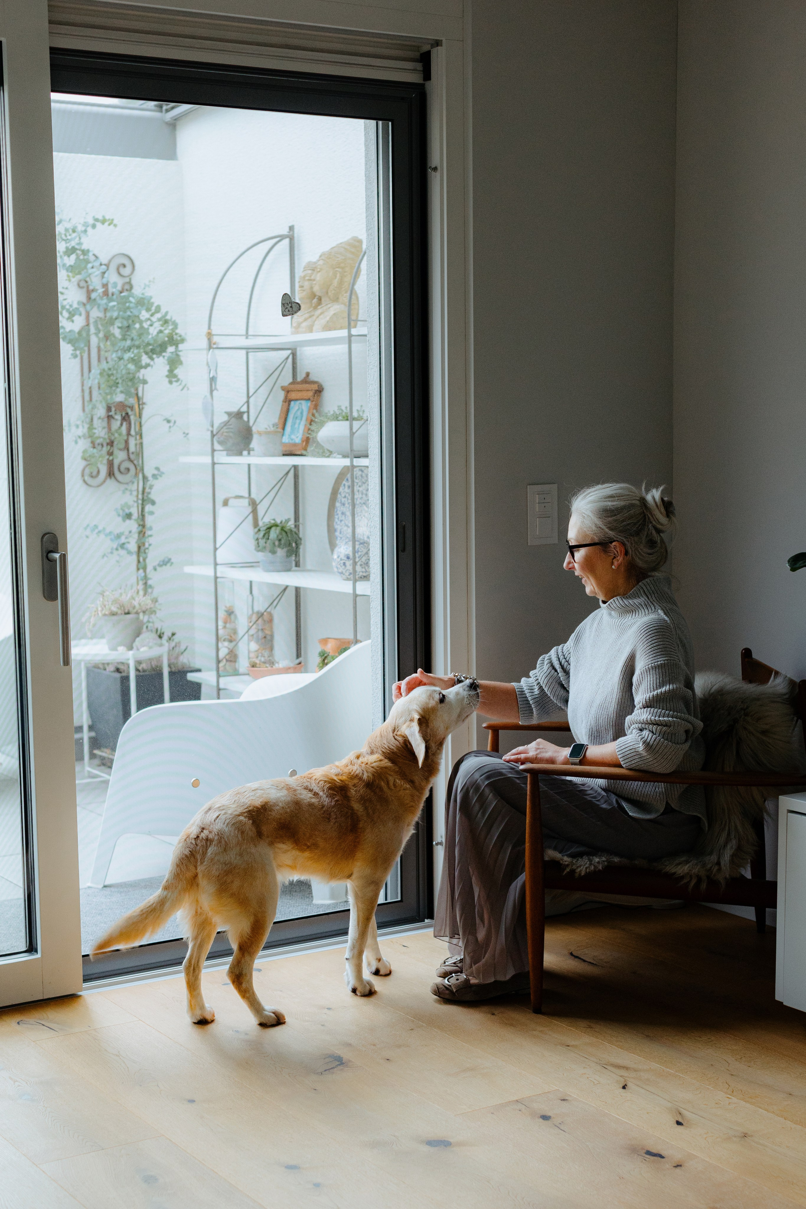 Heike. Amazing photo session at a time convenient for you. Y