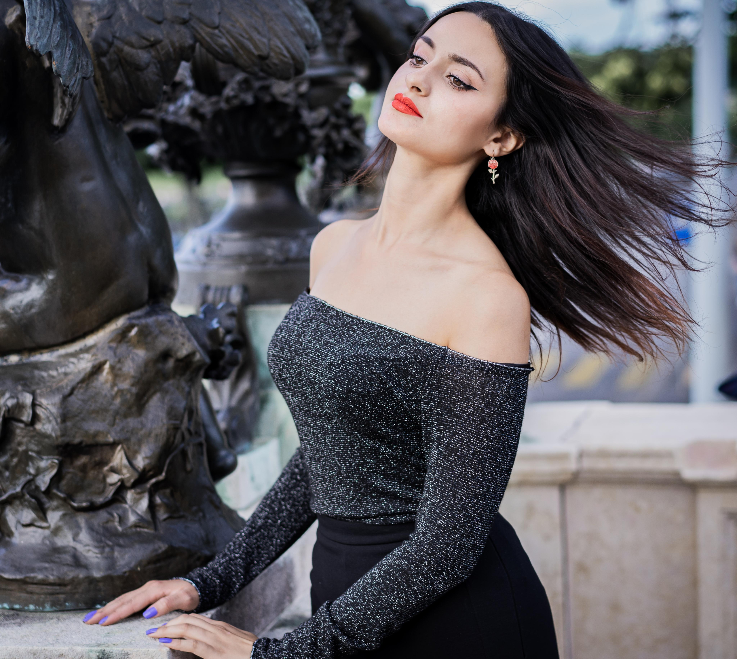 Dorra et Jillian / Parc La Grange. Photographe à Genève - Eugenia Andres