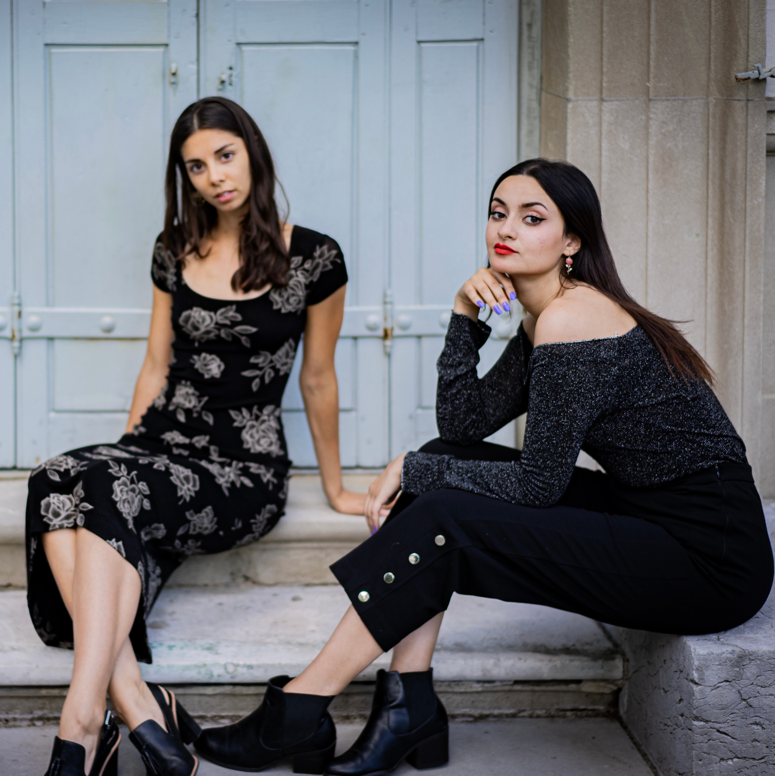 Dorra et Jillian / Parc La Grange. Photographe à Genève - Eugenia Andres