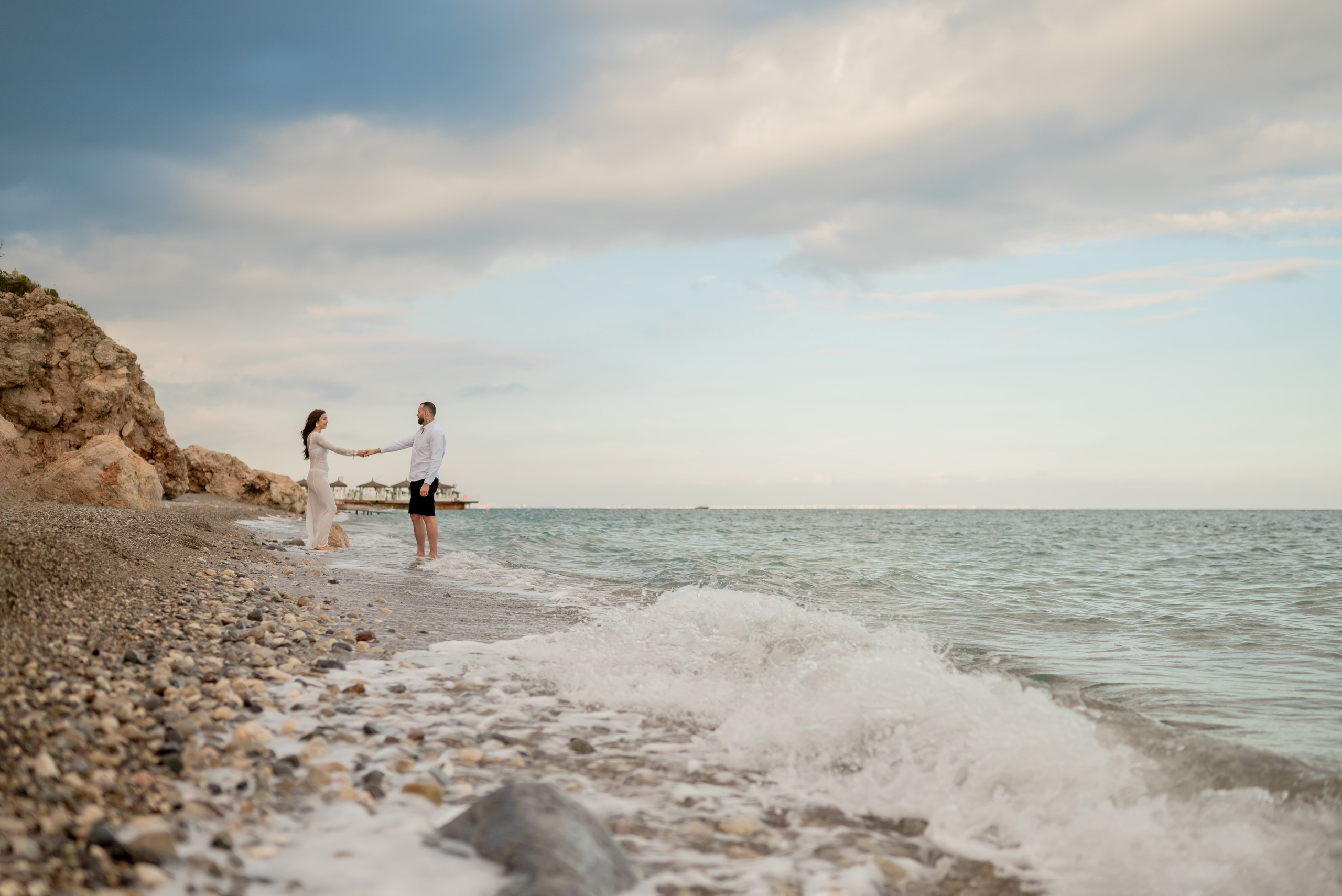 Предложение руки на пляже Кемера. Photographer in Antalya, Kemer, Turkey