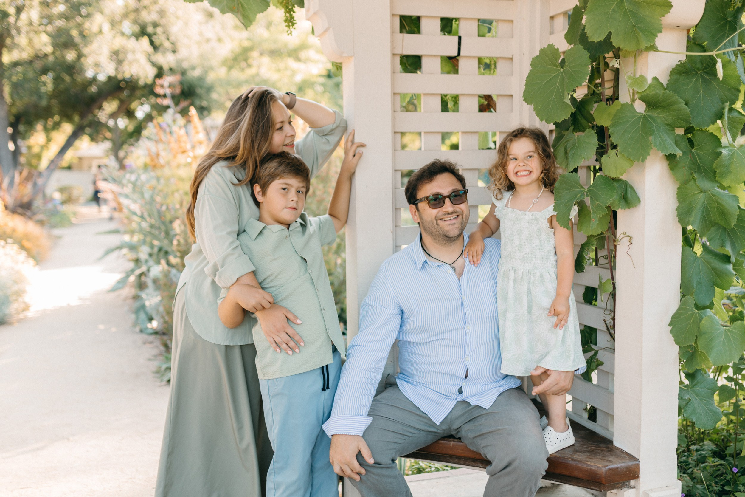 Elizabeth F. Gamble Garden, Palo Alto. Maternity, newborn photographer in the Bay Area|Iryna Rakivnenko