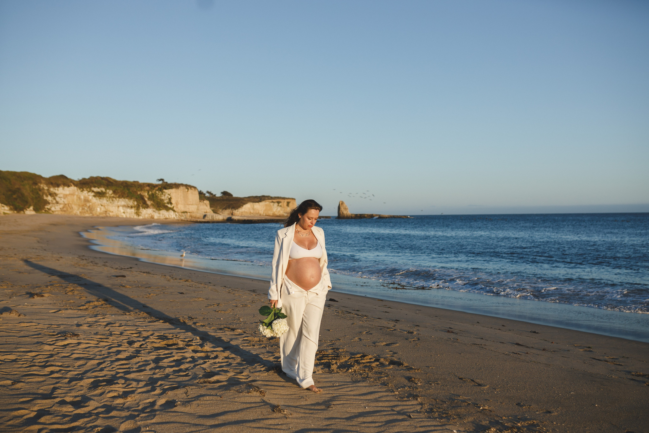 Four Miles Beach, Santa Cruz | Maternity Session. Maternity, newborn photographer in the Bay Area|Iryna Rakivnenko