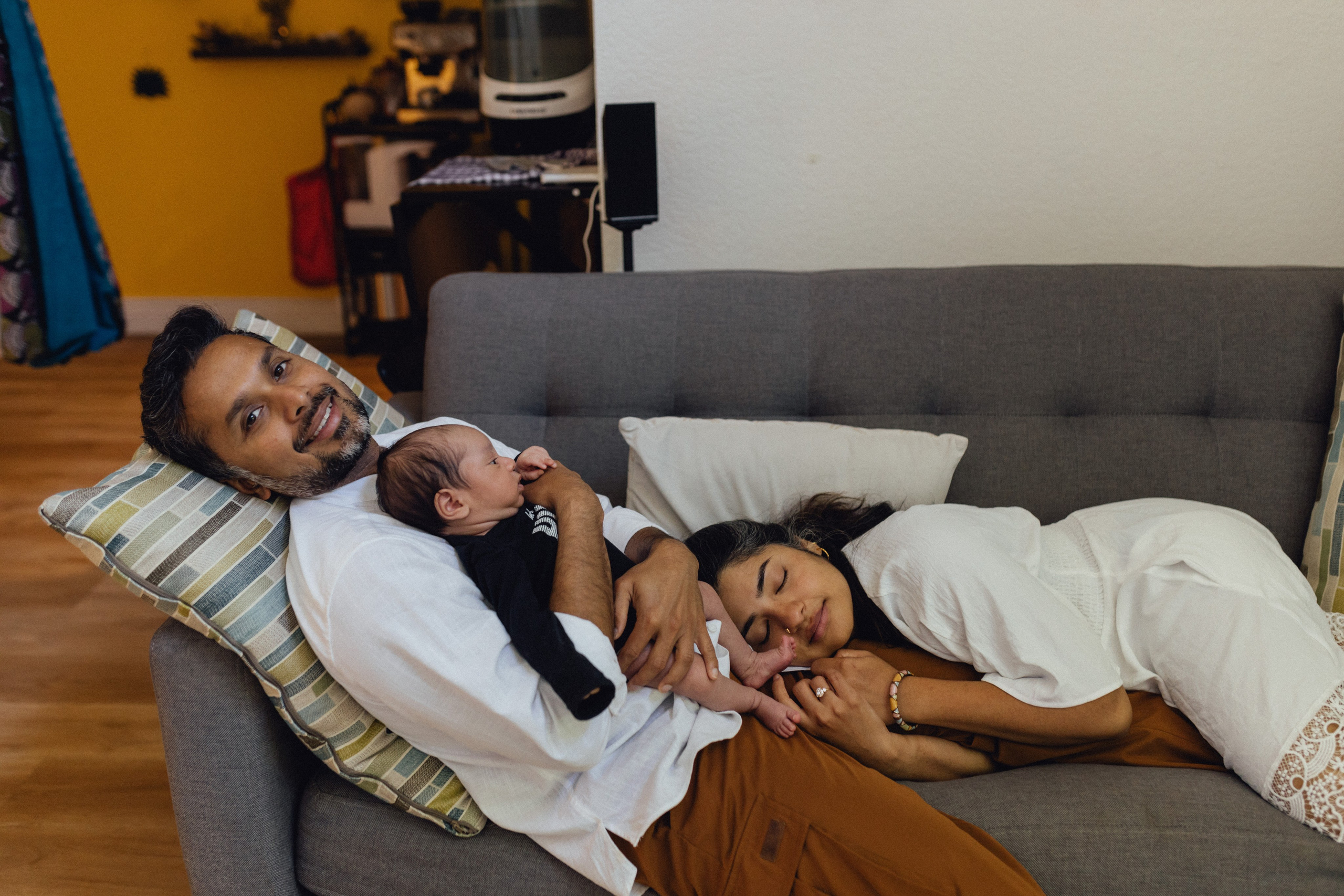 Cozy Home Photo Session. Maternity, newborn photographer in the Bay Area|Iryna Rakivnenko