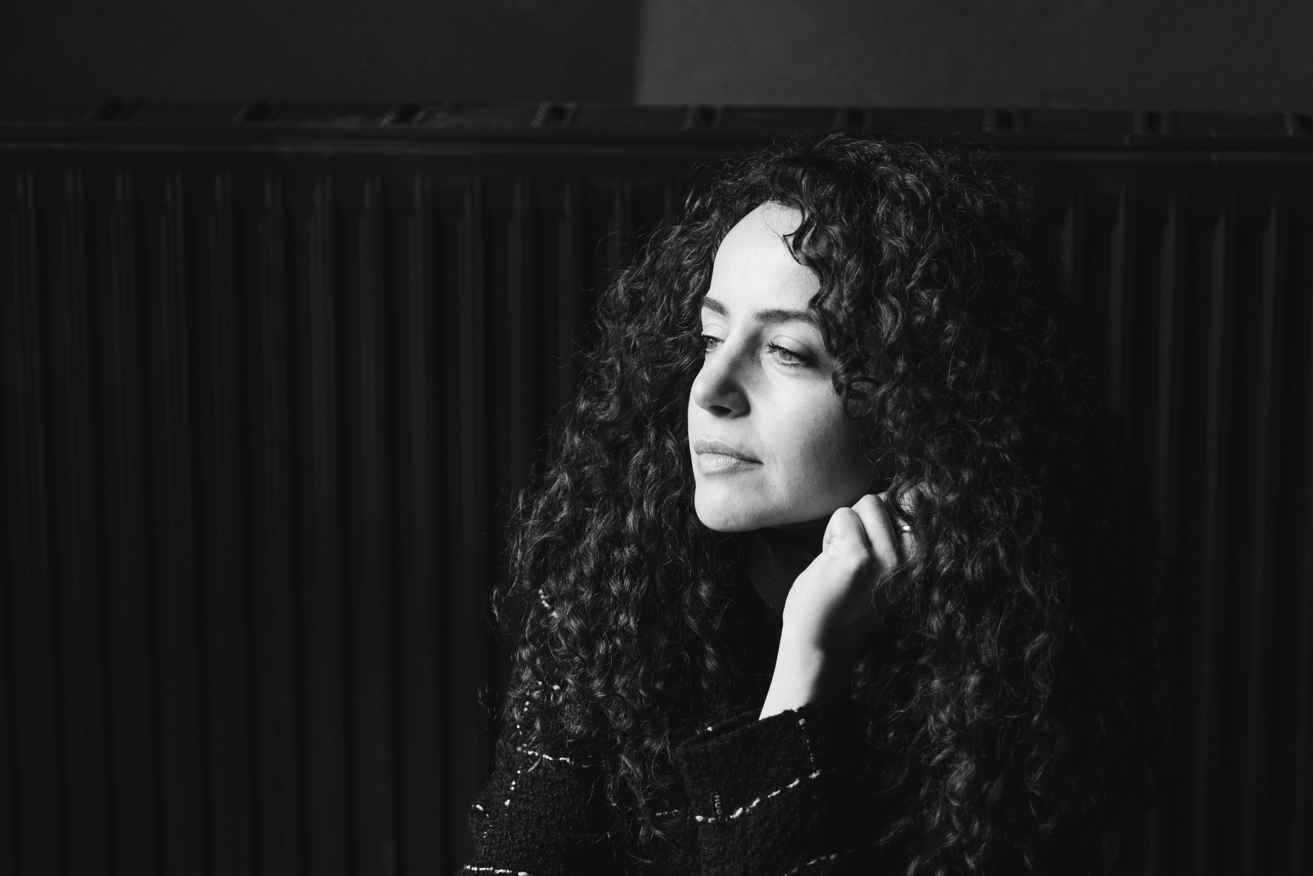 Portraitfotografie Dresden – Studio-Portraitserie mit Anna. Gantman Photography | Hochzeits- & Portraitfotografin Dresden & Sachsen – cineastisch & authentisch