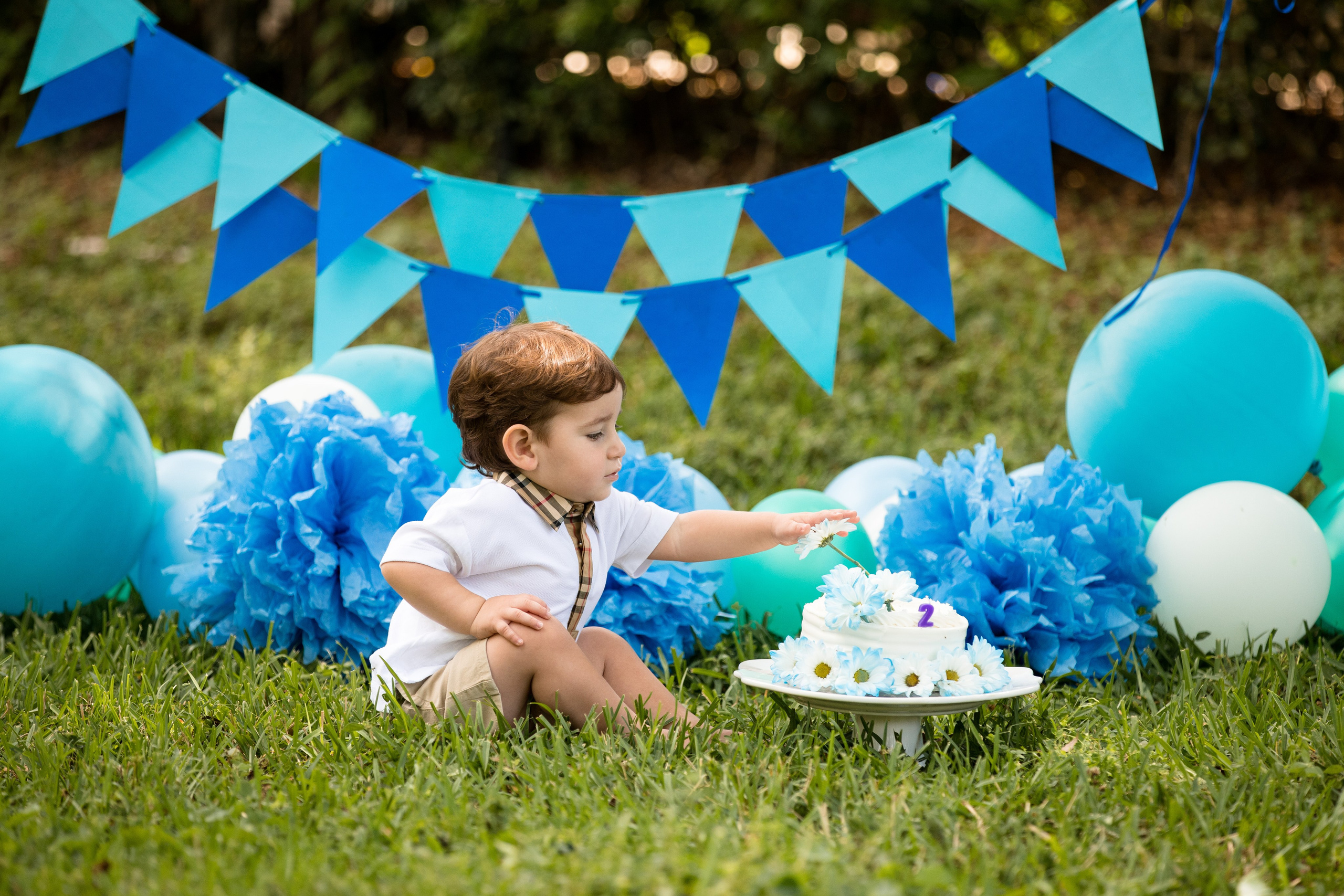 Smash cake photo session in Miami. Miami Family and Event Photographer