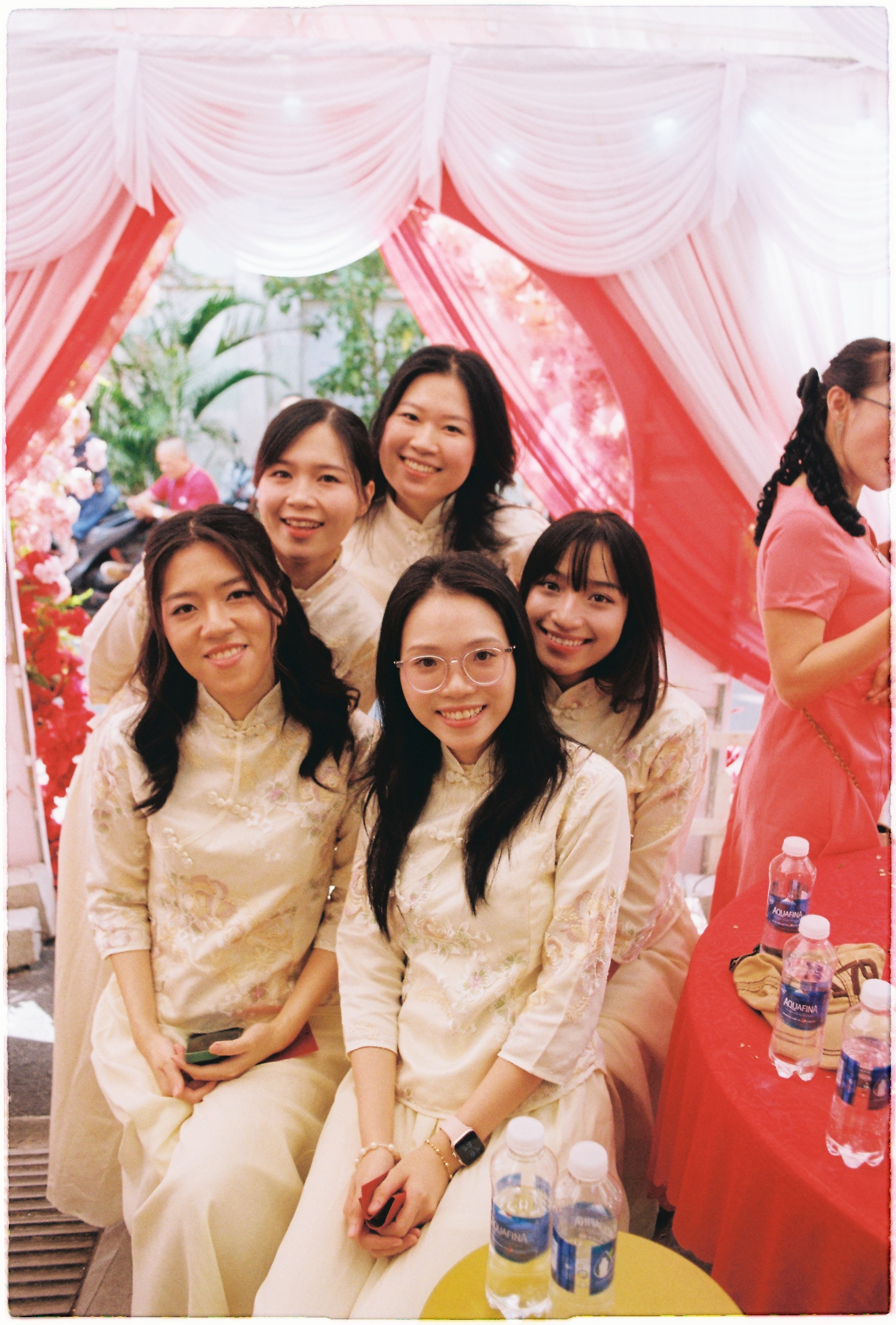 SAN SAN — GIA VỸ