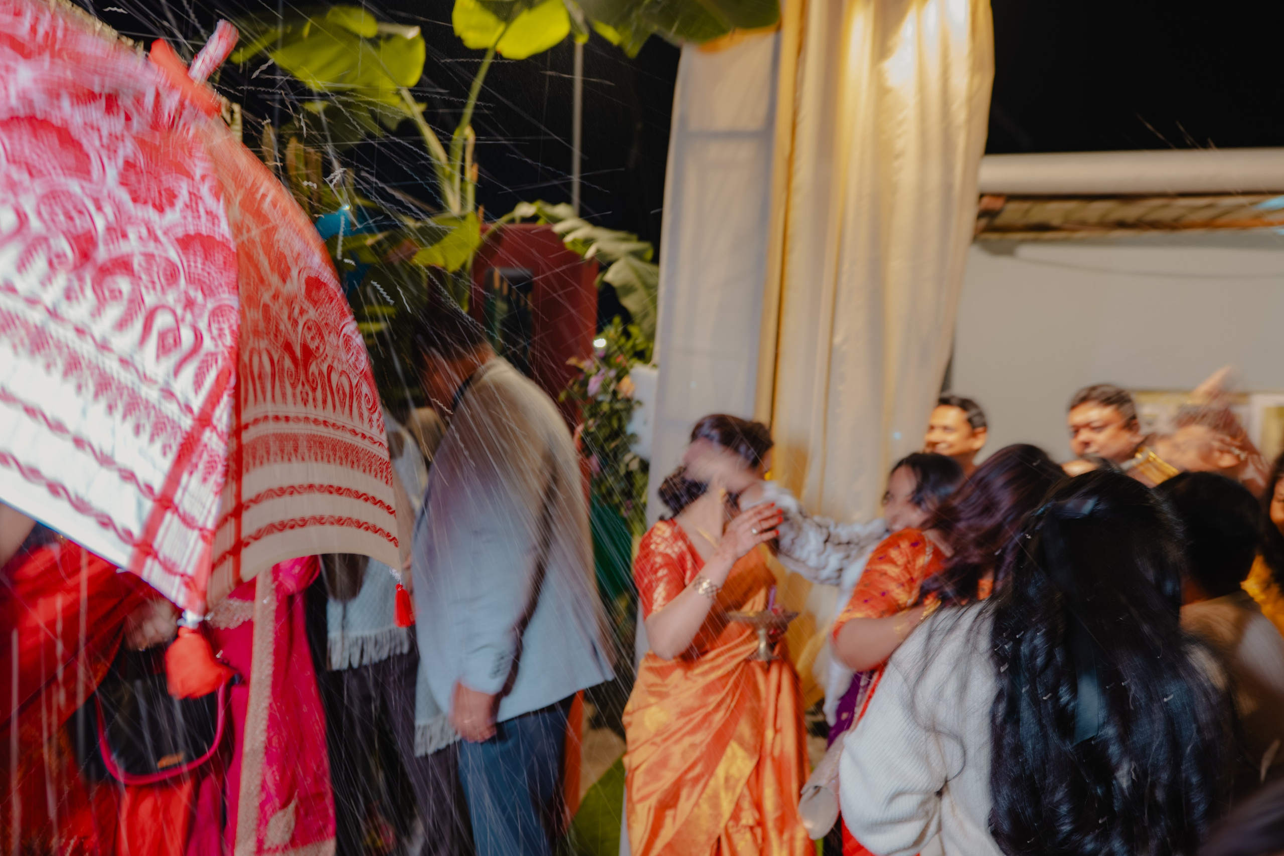 Darshana & Debabrata. Wedding and Family photographer in india