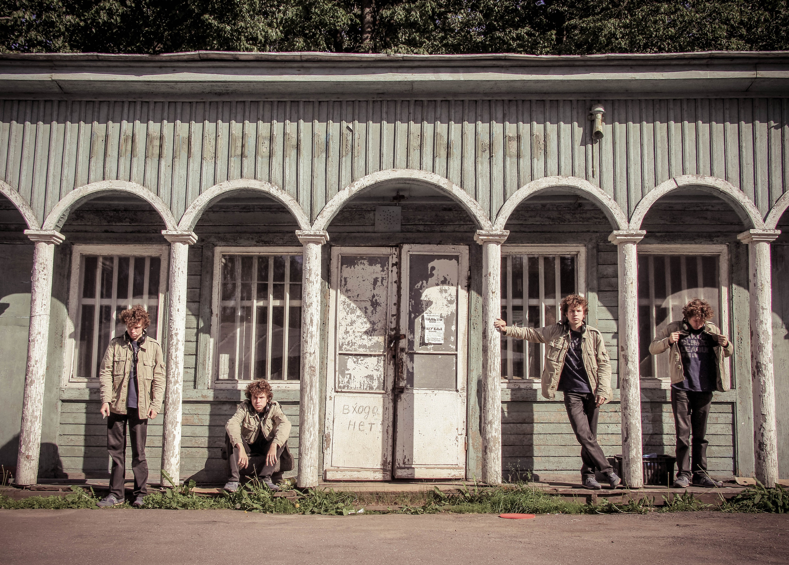 2013. Стрит-фотография, полная абсурда, идиотизма и красоты