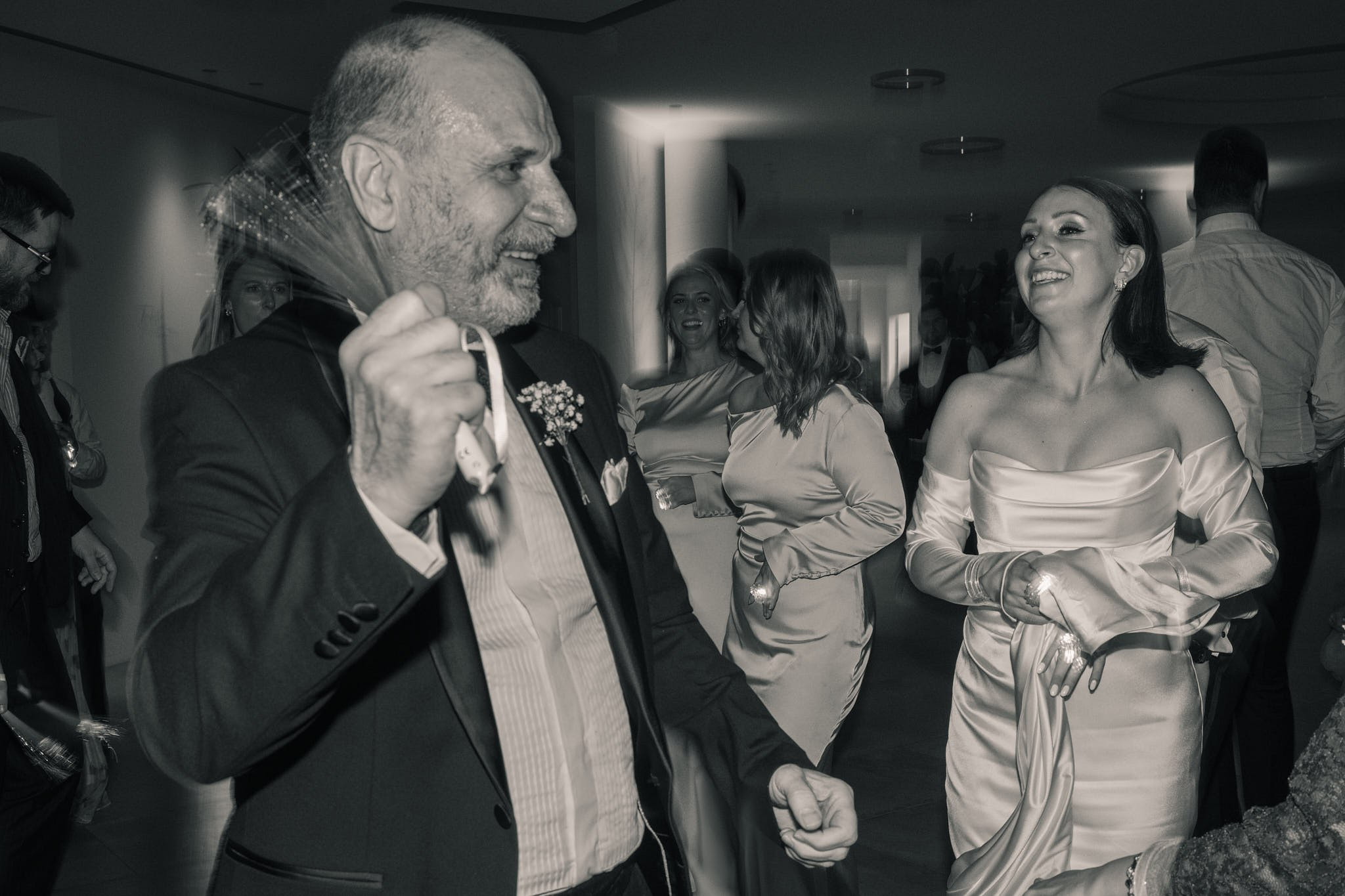 Roxie & Richard Wedding. Fotografo matrimonio Lago di Como Ferrari Media Production