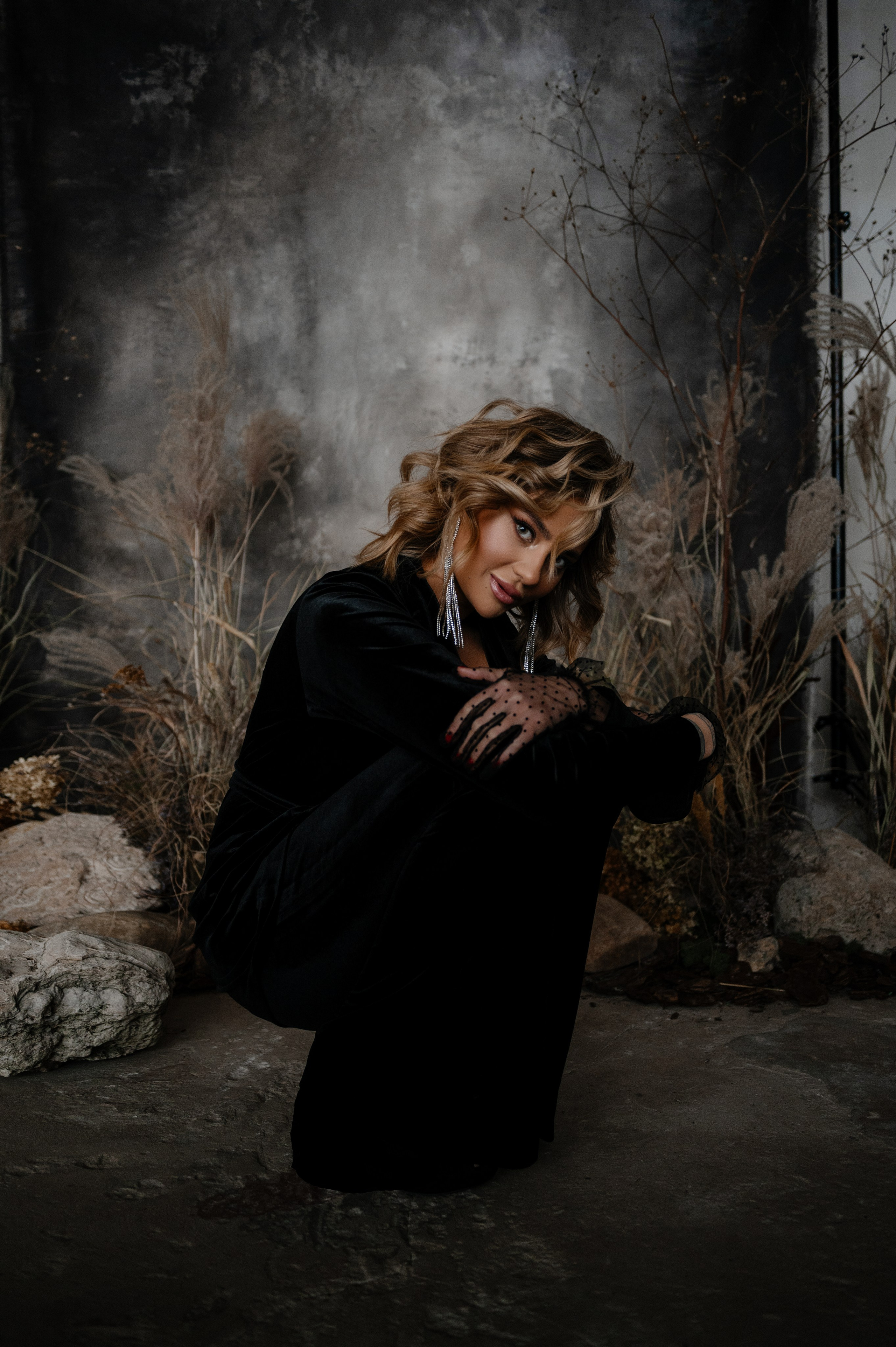 Mazaki. ANNA-MARIA PHOTO CONTENT CREATOR — photographer, aesthete, artist, and visual expert for Instagram in Prague