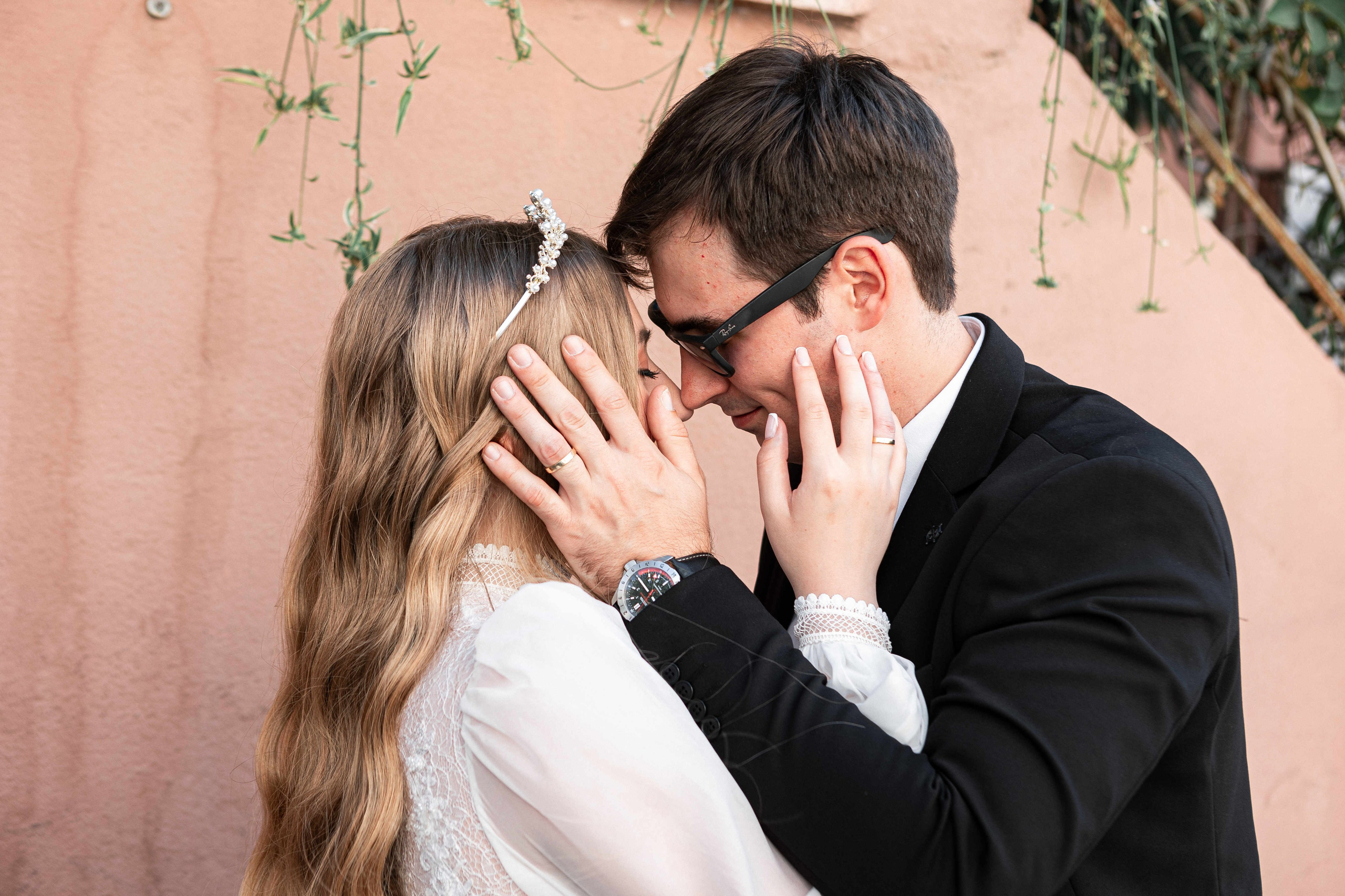 WEDDING IN A COZY PLACE NEAR TEL AVIV. PHOTOGRAPHER IN ISRAEL