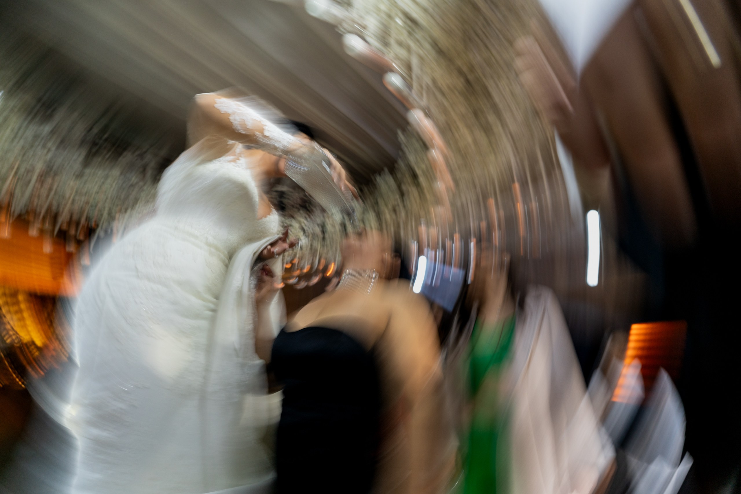 Daniel & Jannet. Elopement & Lifestyle Wedding Photographer