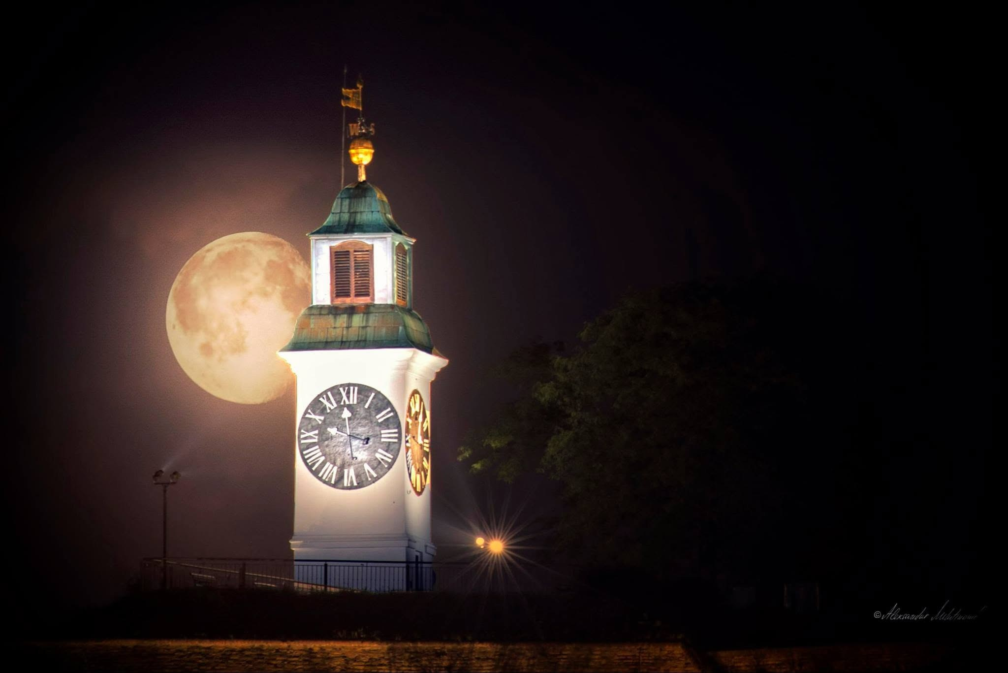 Novi Sad, tri prazna mesta pa svi ostali gradovi.❤️. Aleksandar Milutinović fotograf iz Srbije, Novog Sada