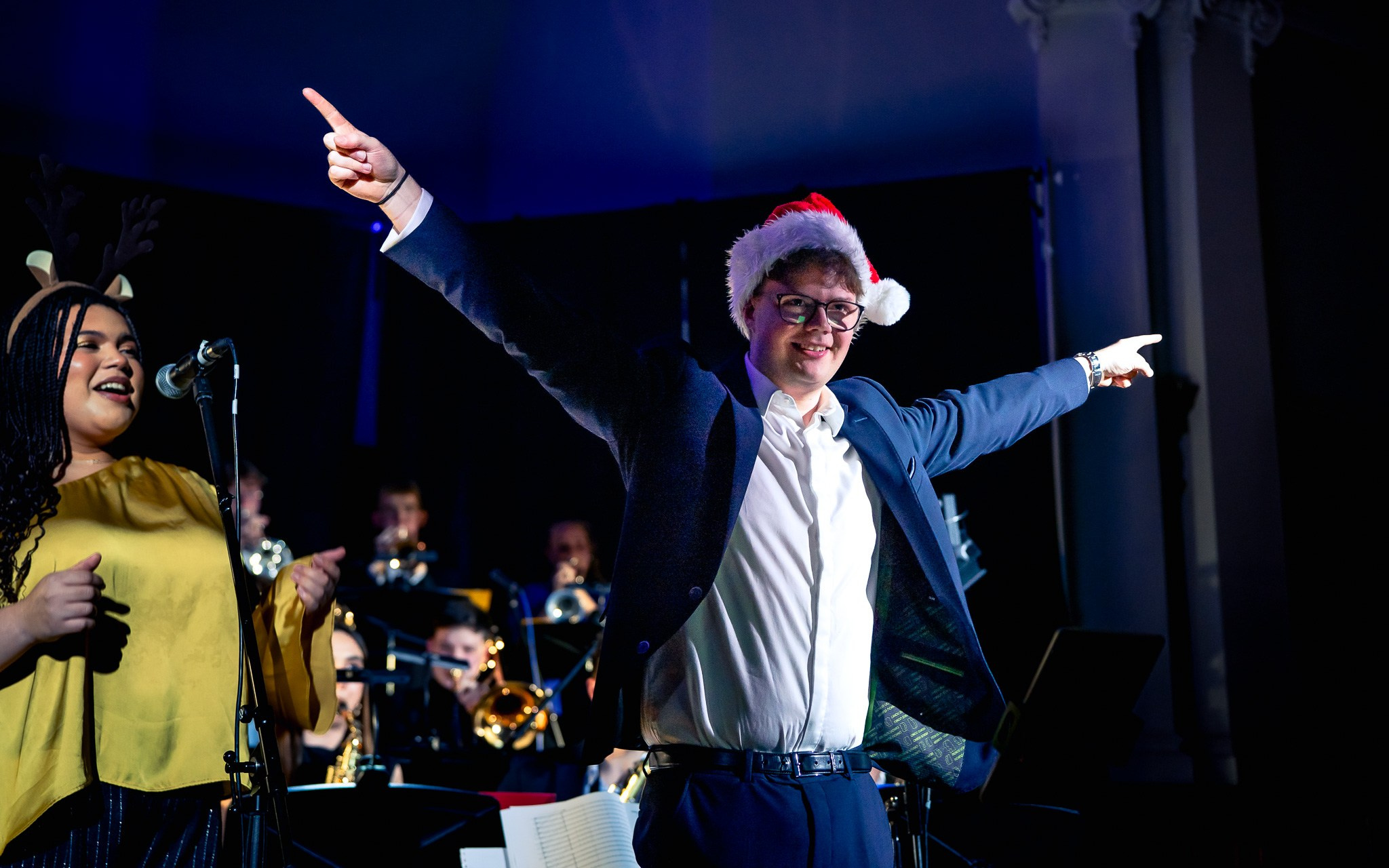 A Jazzy Christmas. Expect Miracles Photography by Kate & Andrew