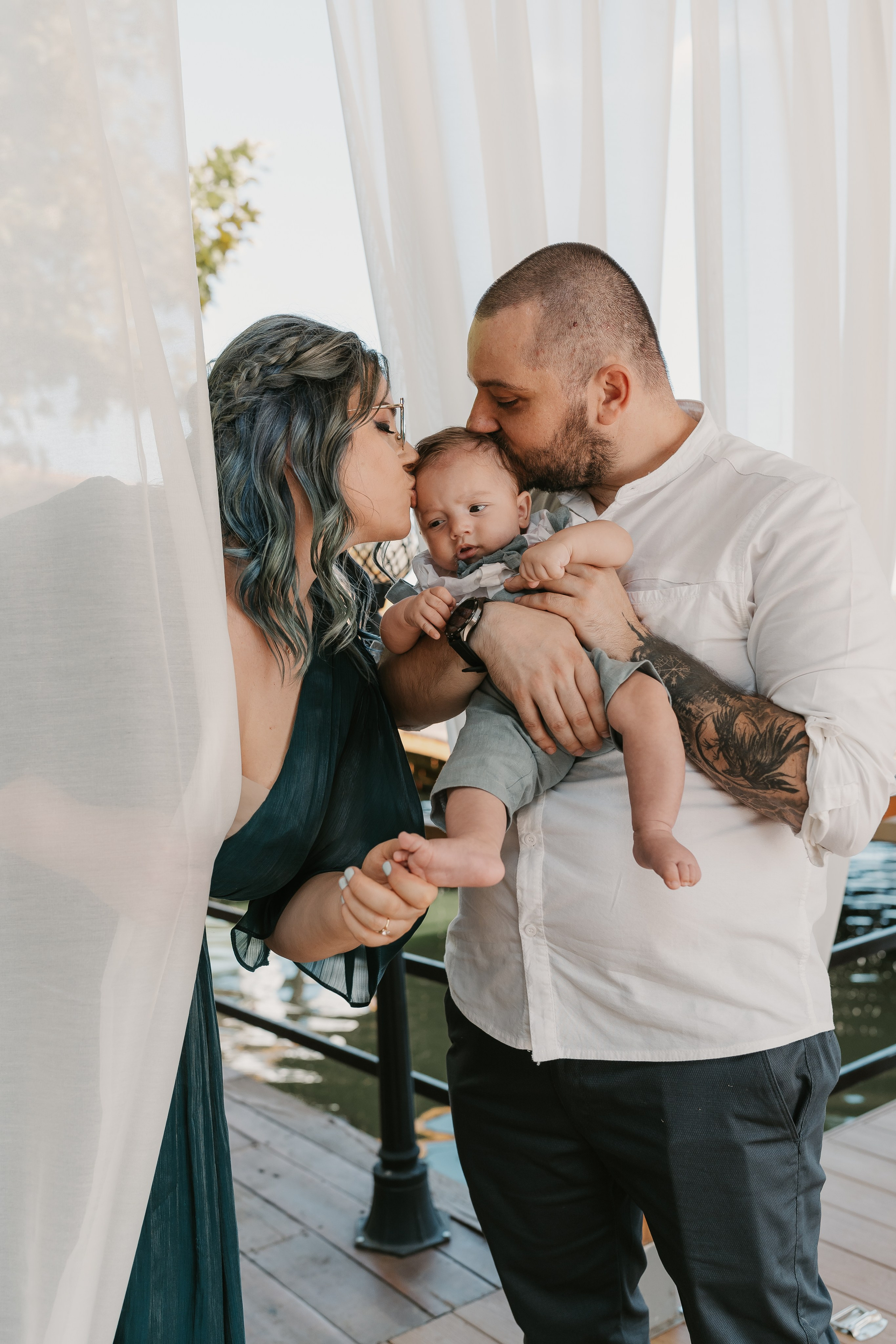 Darius Theodor. Dara Lens | The art of remembering