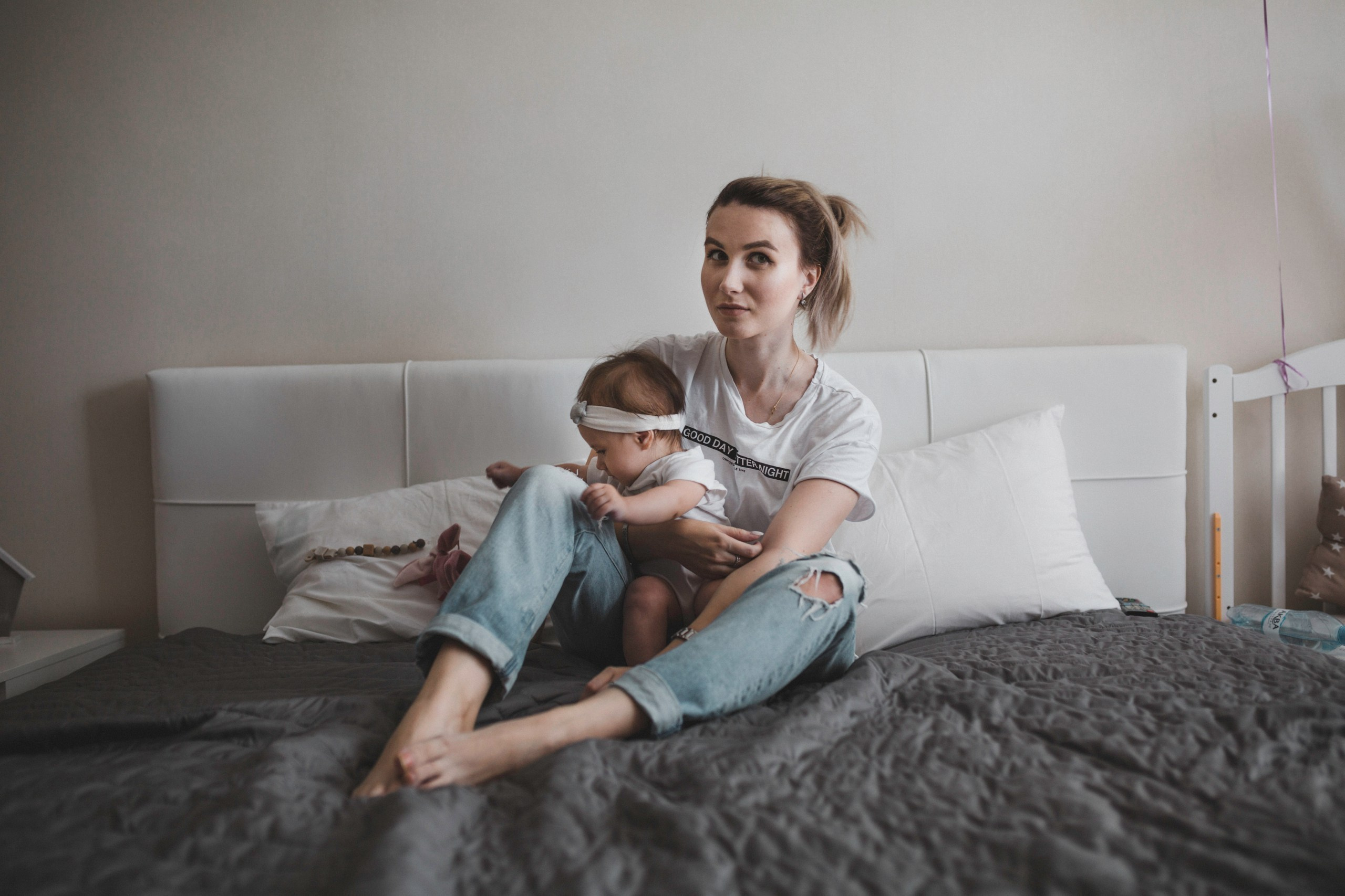 Elina & daughter. Madrid Photographer for Proposals, Engagements & Families | Anya Petrova