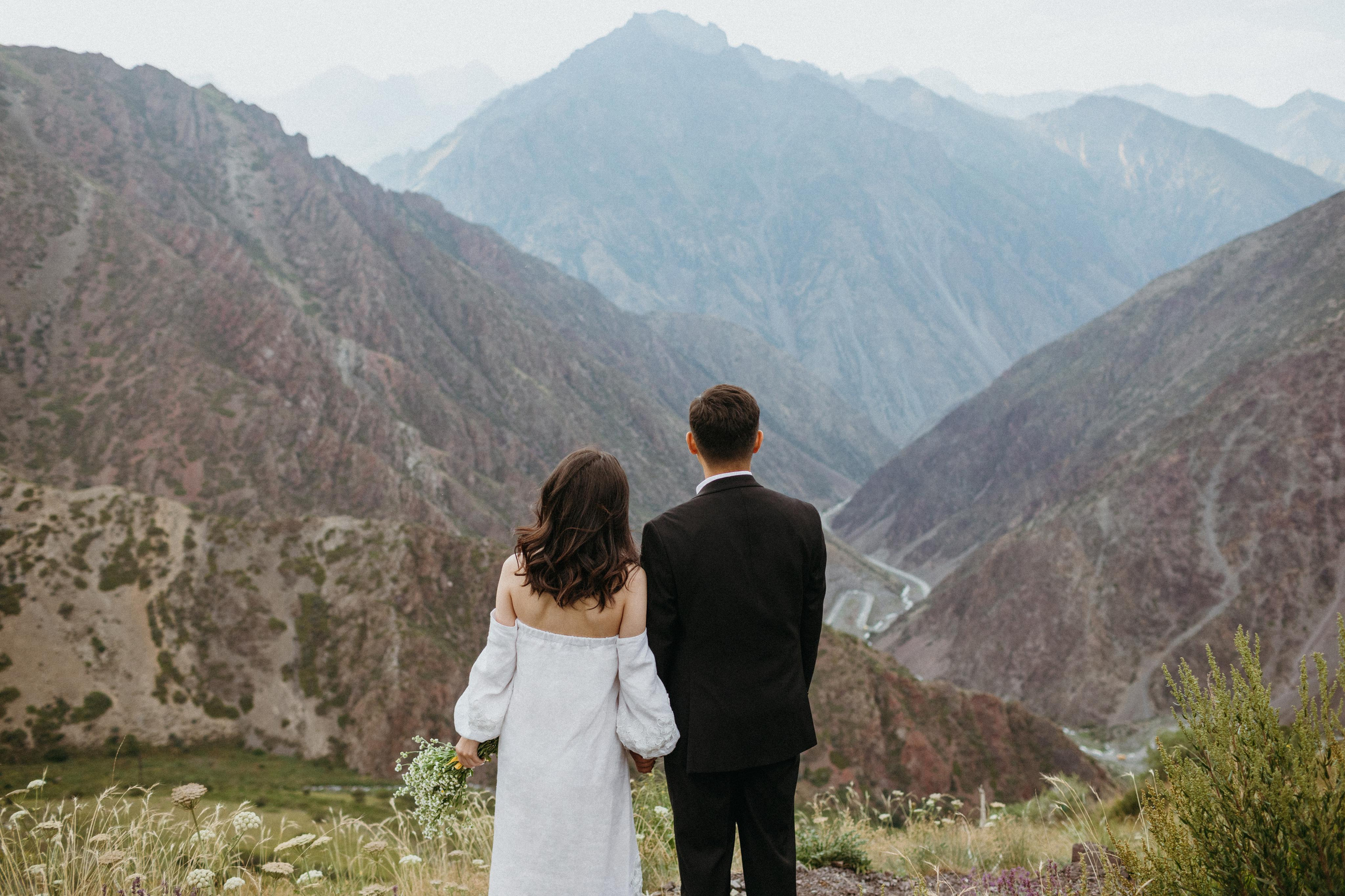 Свадебная фотосессия в Кыргызстане. Фотограф в Бишкеке Оксана Шувалова