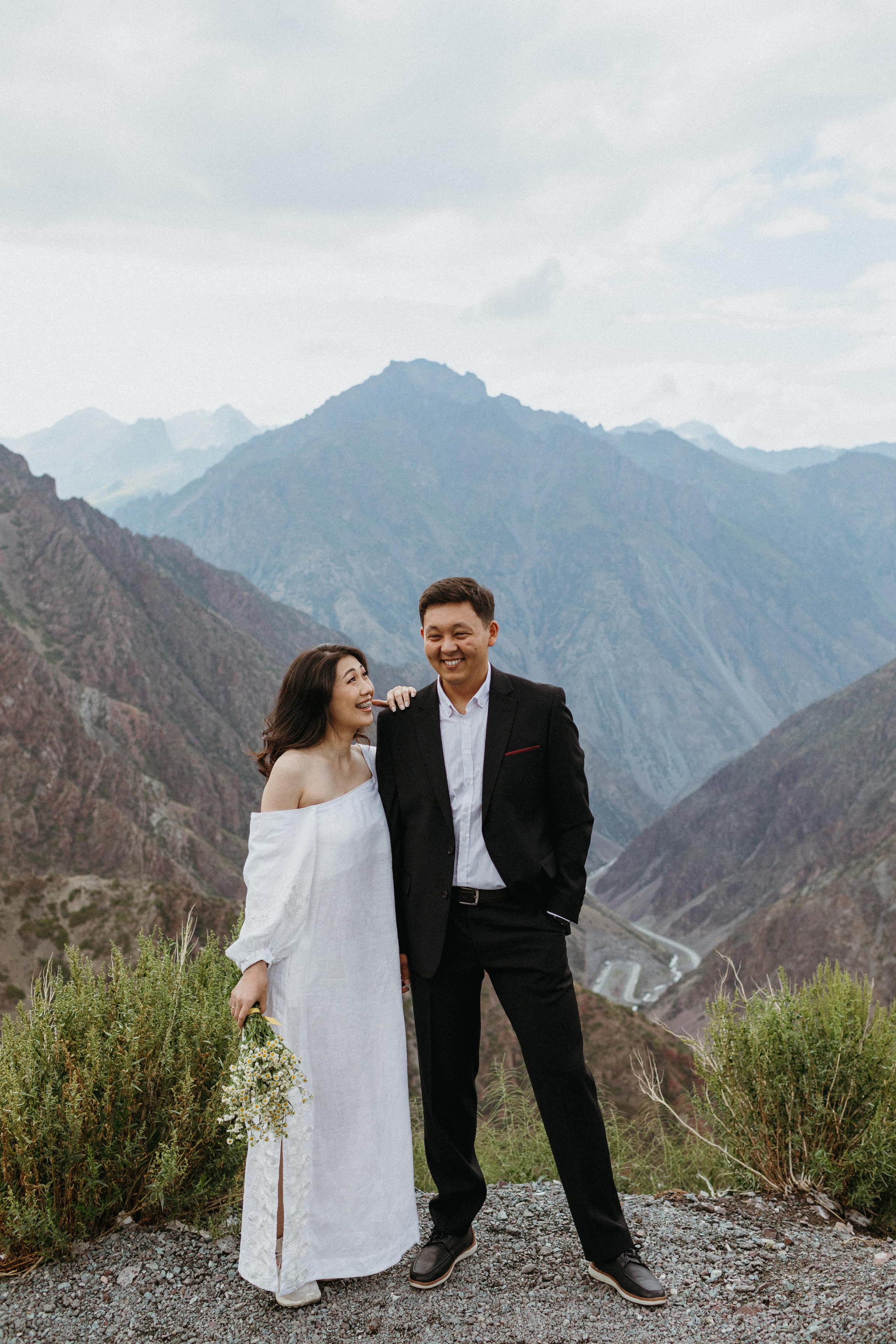 Свадебная фотосессия в Кыргызстане. Фотограф в Бишкеке Оксана Шувалова