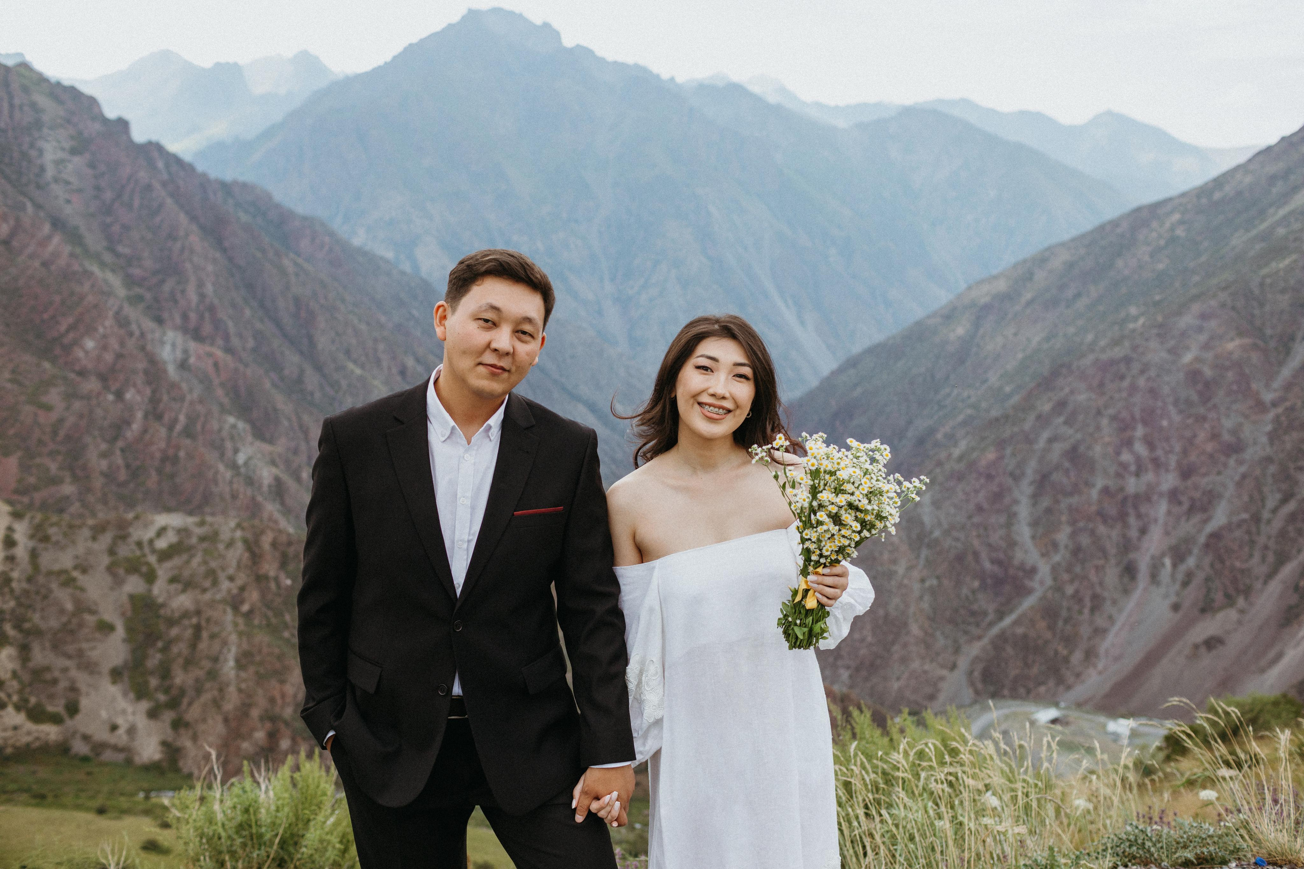 Свадебная фотосессия в Кыргызстане. Фотограф в Бишкеке Оксана Шувалова