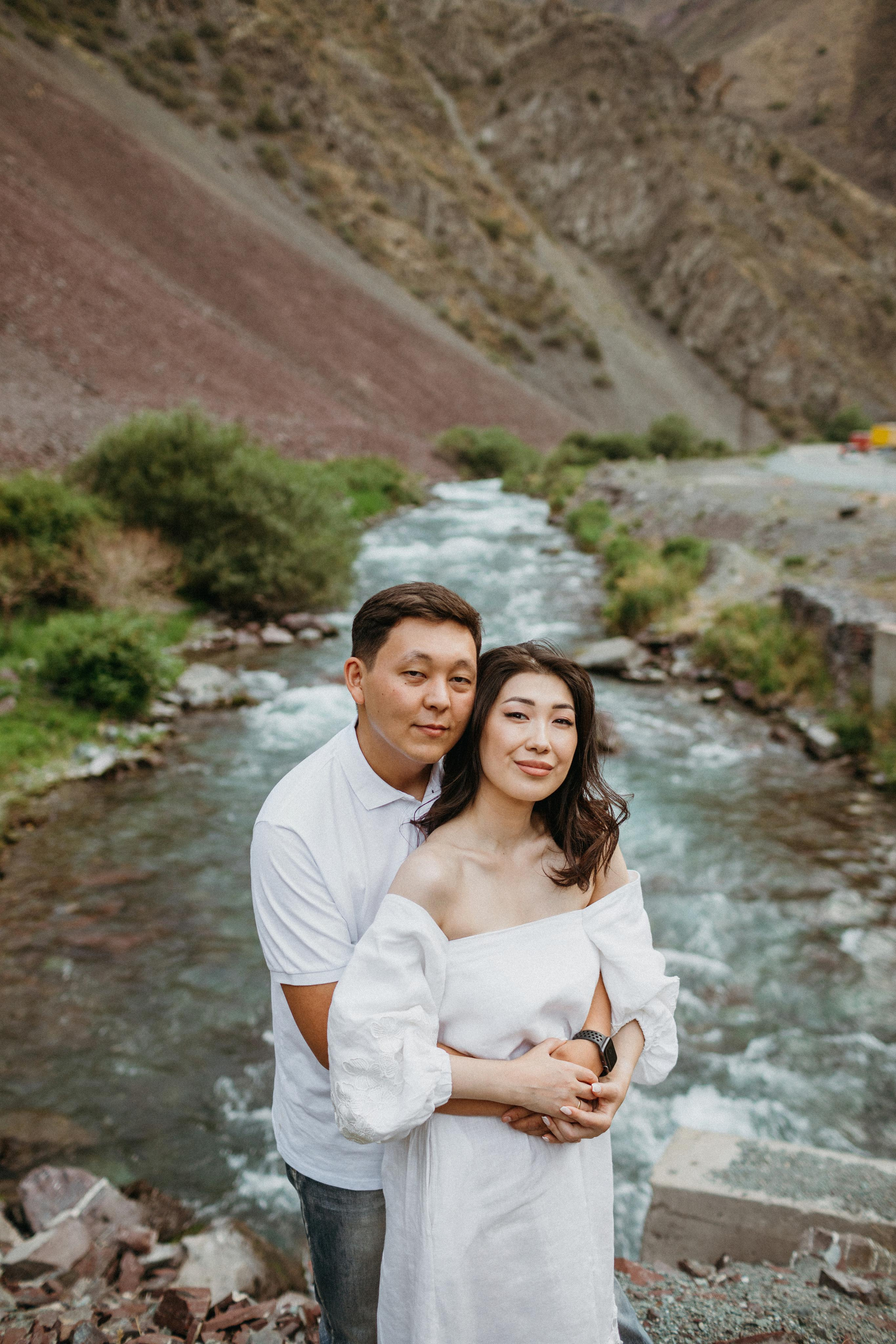 Свадебная фотосессия в Кыргызстане. Фотограф в Бишкеке Оксана Шувалова