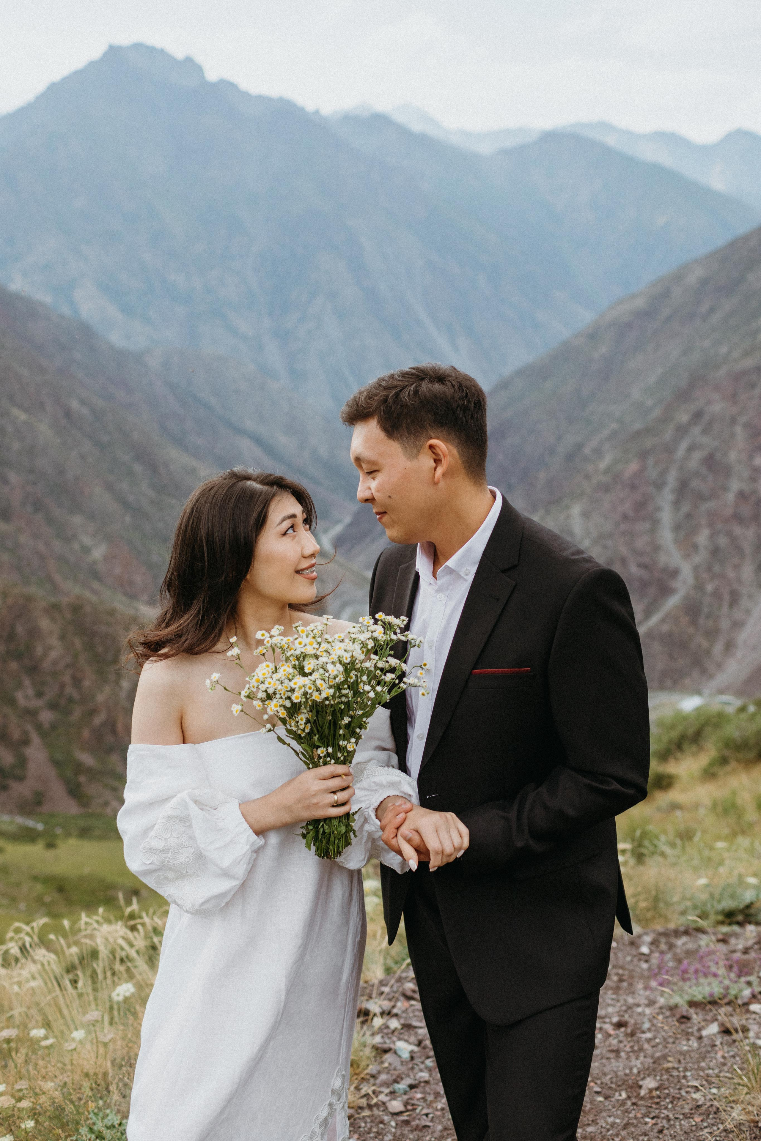 Свадебная фотосессия в Кыргызстане. Фотограф в Бишкеке Оксана Шувалова