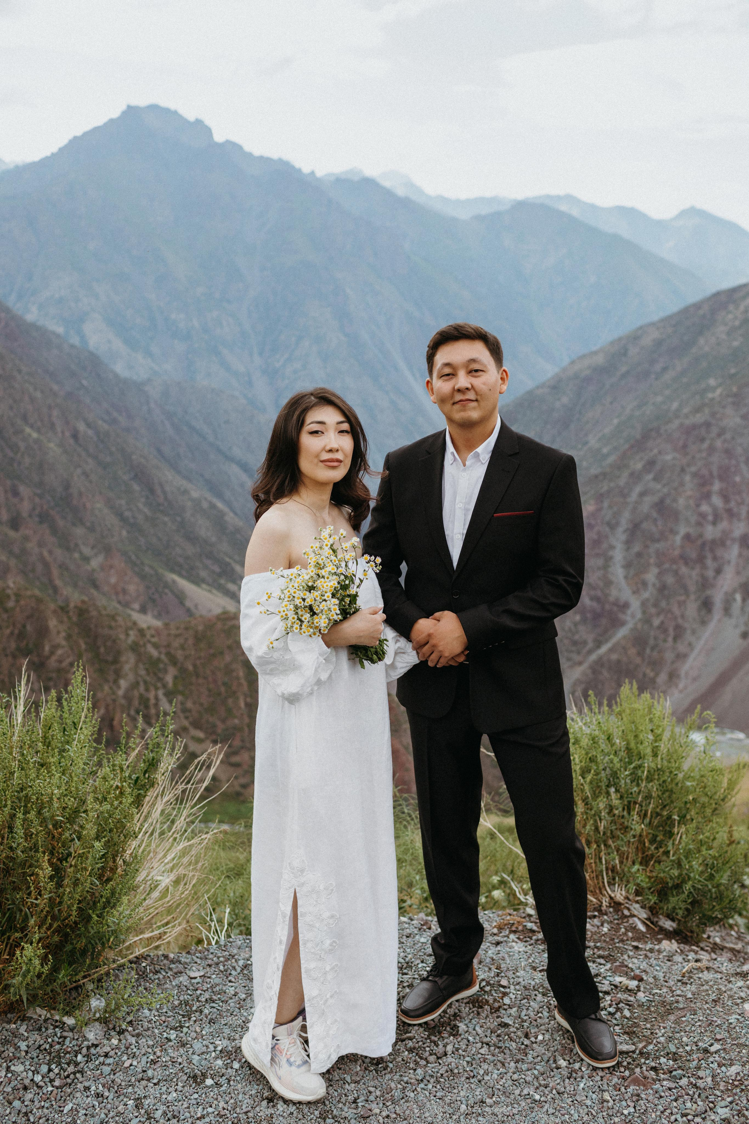 Свадебная фотосессия в Кыргызстане. Фотограф в Бишкеке Оксана Шувалова