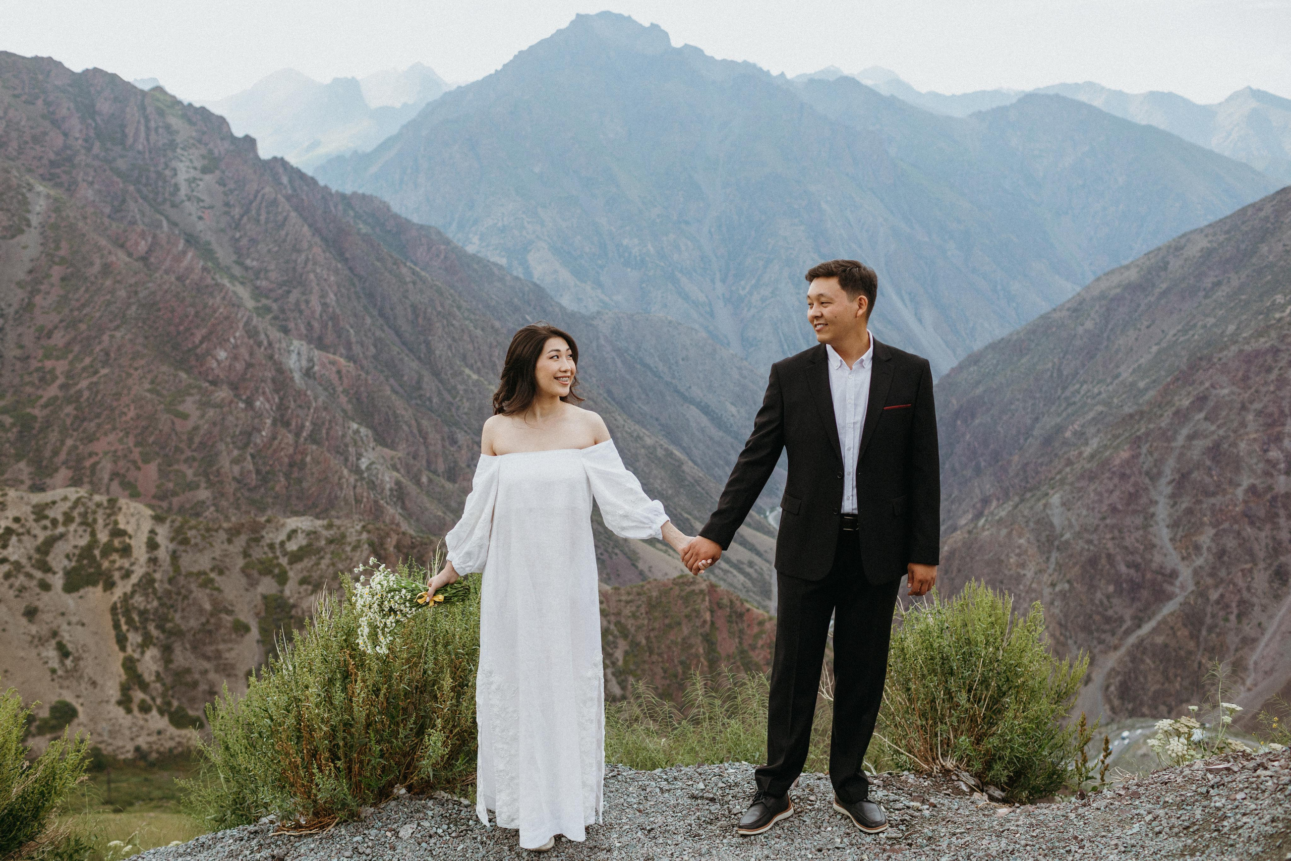 Свадебная фотосессия в Кыргызстане. Фотограф в Бишкеке Оксана Шувалова