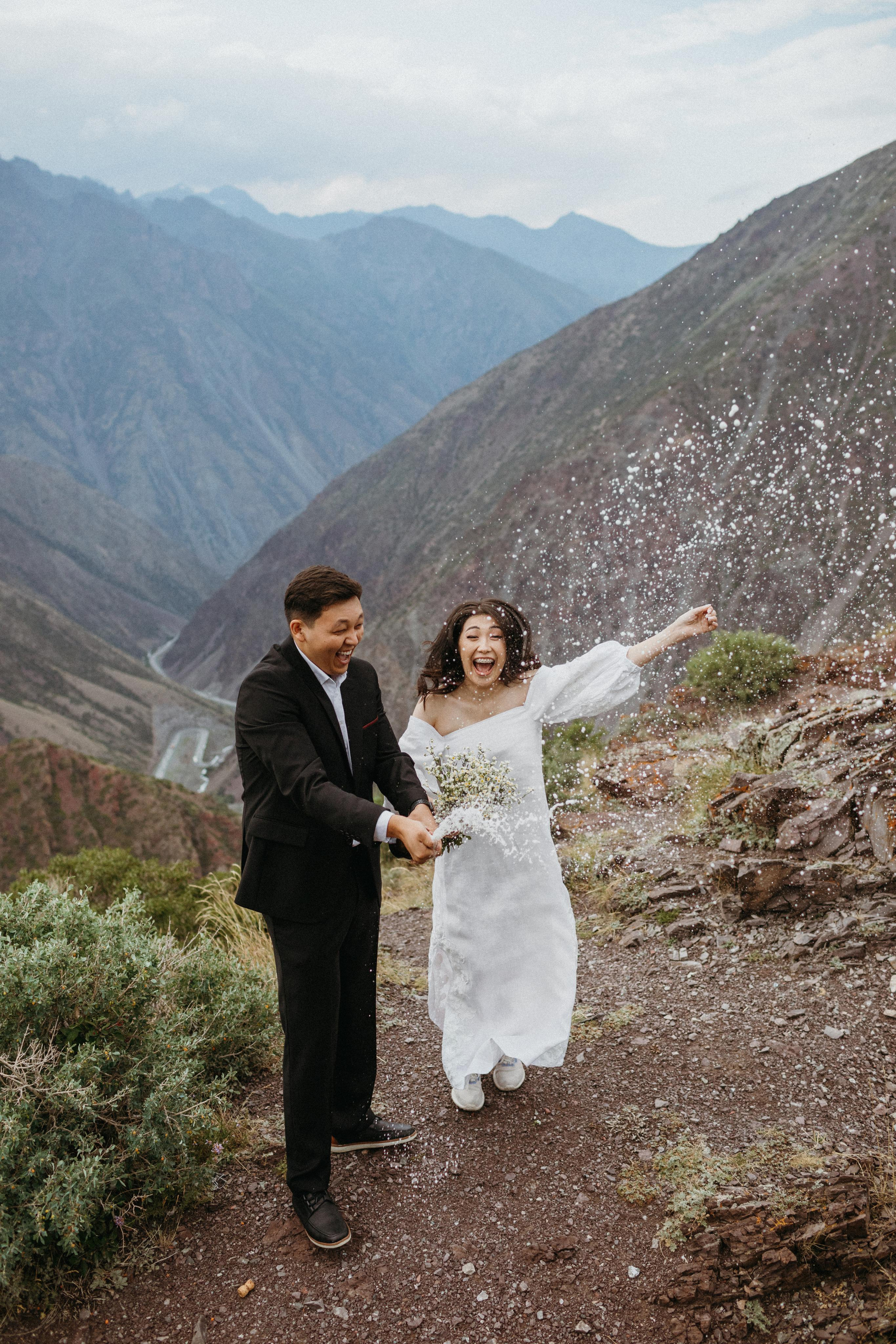 Свадебная фотосессия в Кыргызстане. Фотограф в Бишкеке Оксана Шувалова