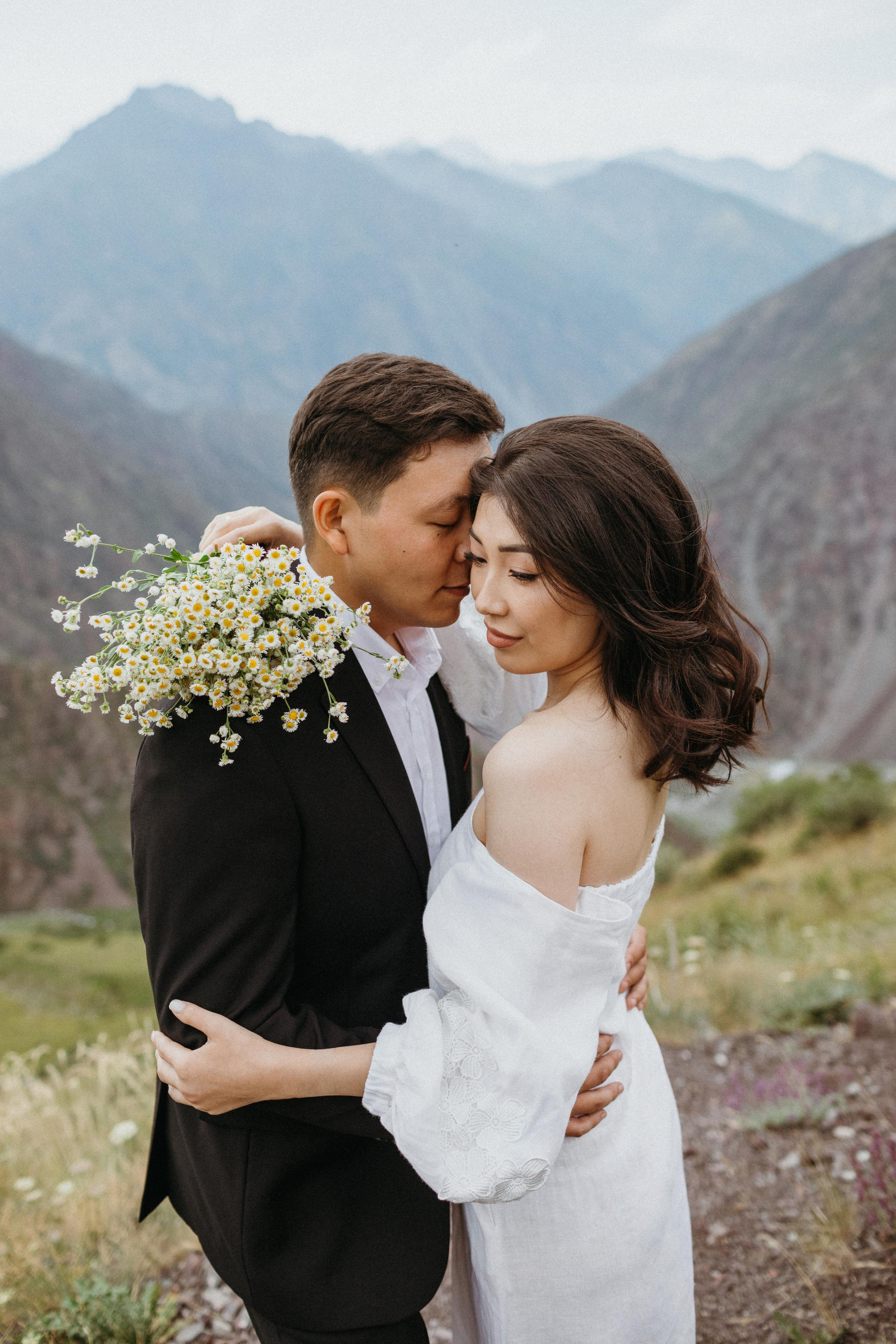 Свадебная фотосессия в Кыргызстане. Фотограф в Бишкеке Оксана Шувалова