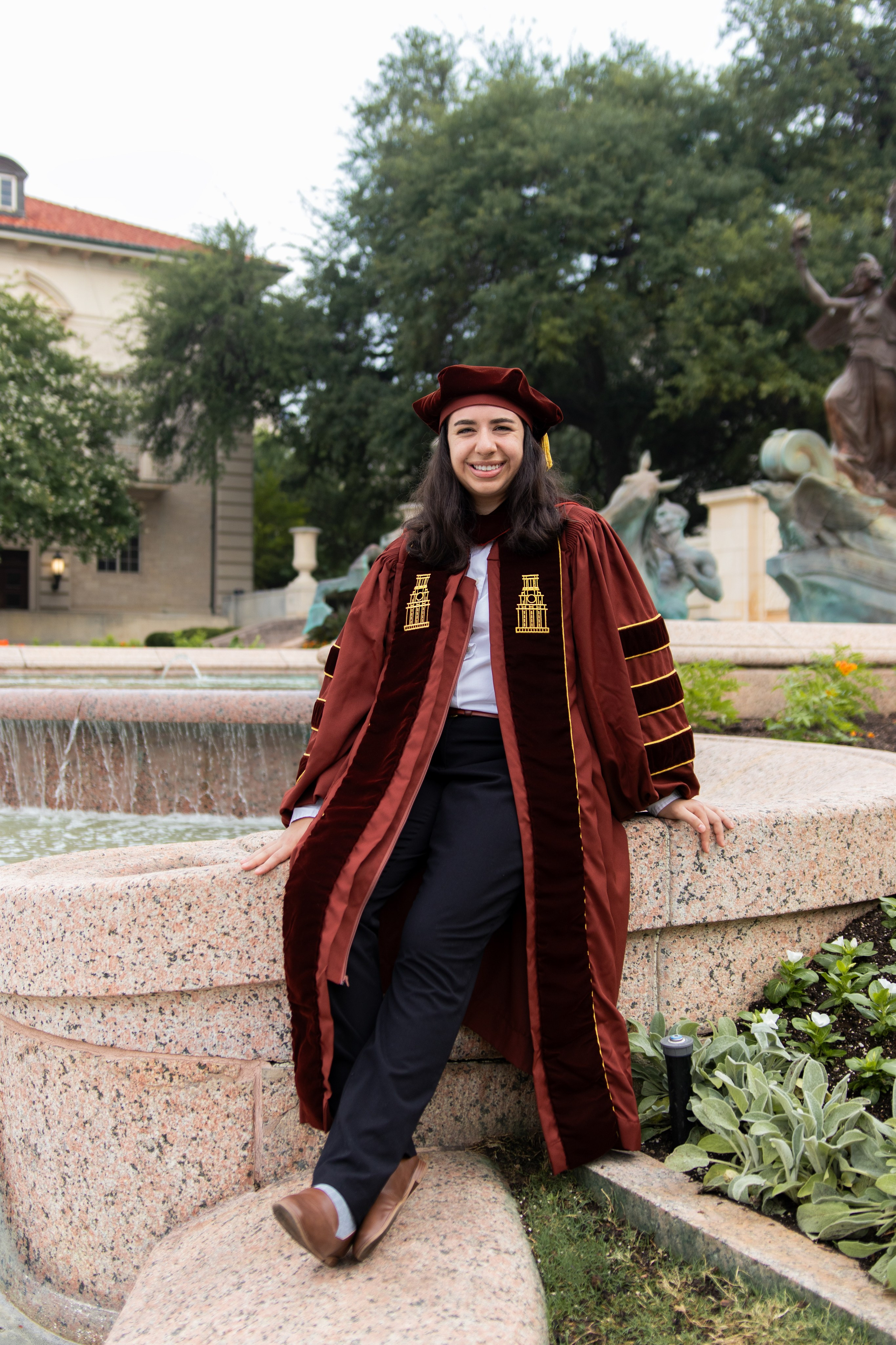 Kristen’s senior photoshoot at the University of Texas Austin