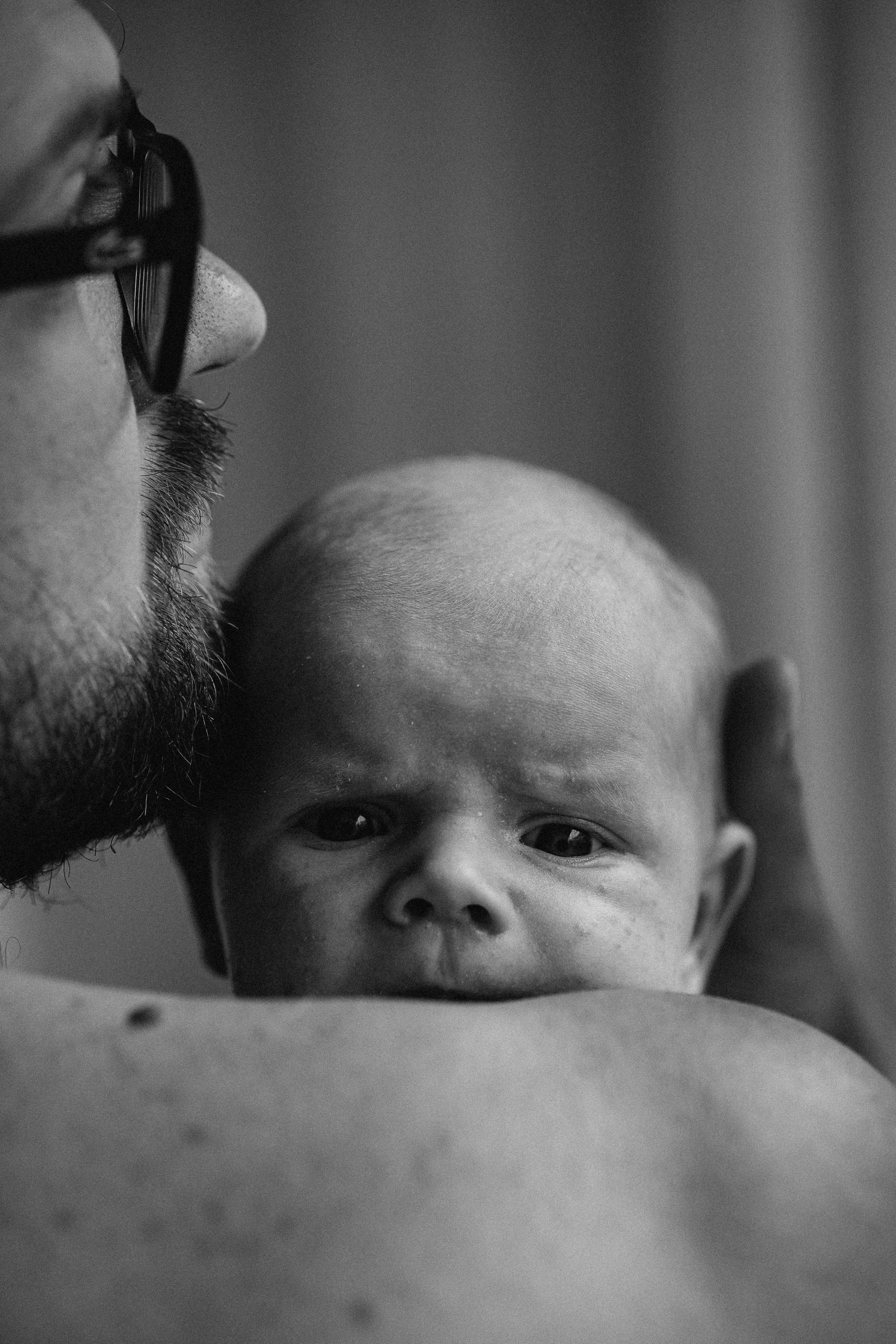 Gentle waves of family Love. Fotografa documental de familia e nascimento em Florianópolis SC Daria Ermolaev