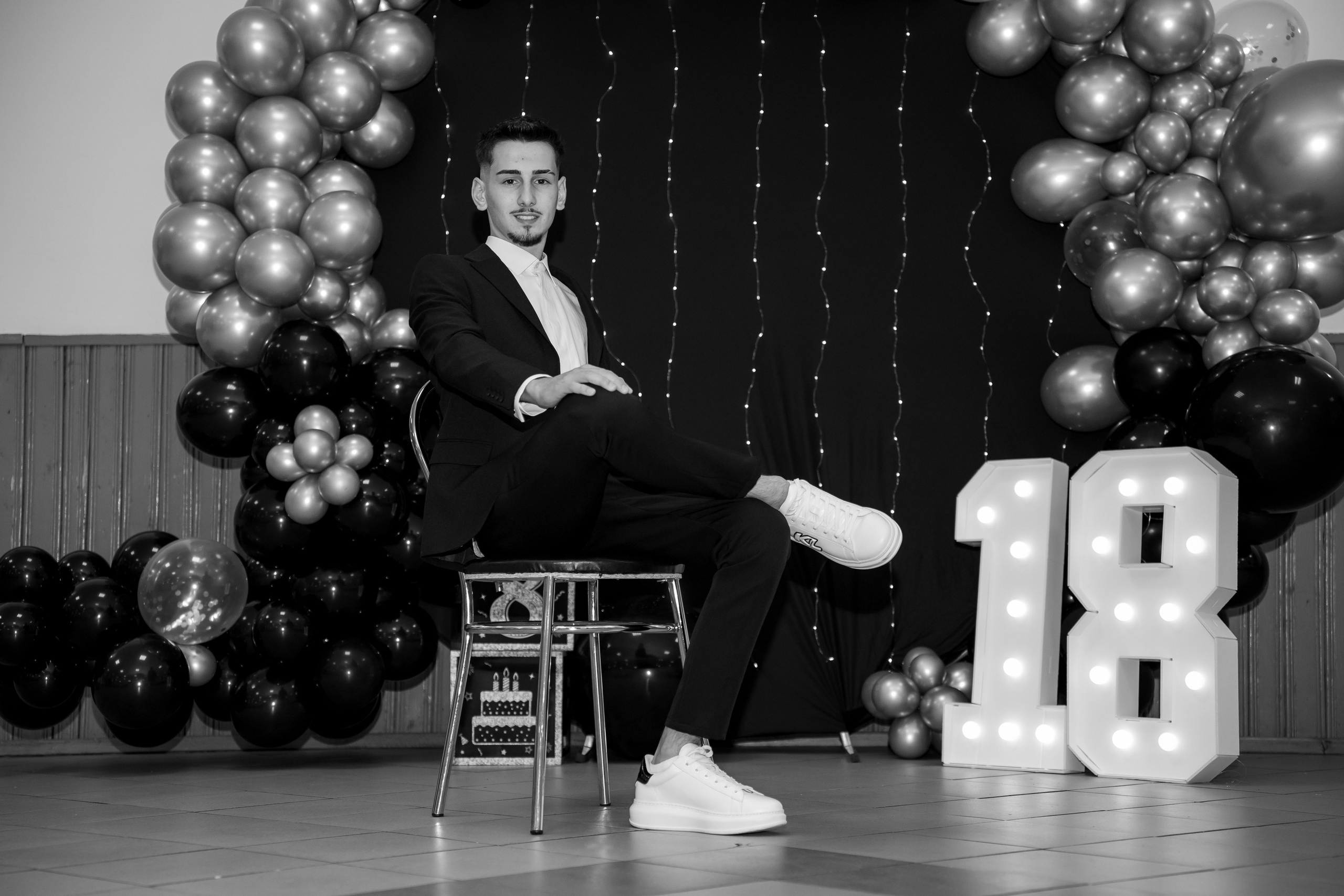 18 ANI - UN NOU ÎNCEPUT