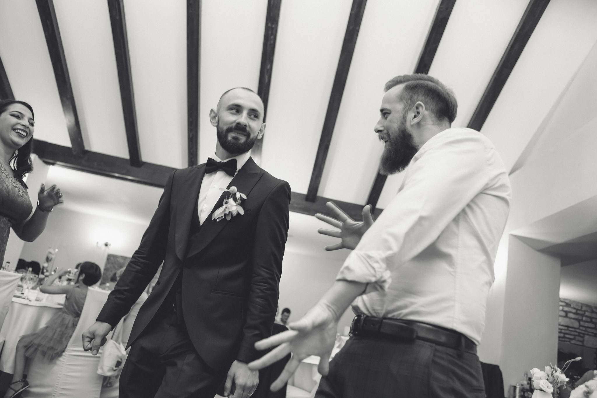 Otilia si Dragos by fotograf nunta Iasi — Eduard Schiopu