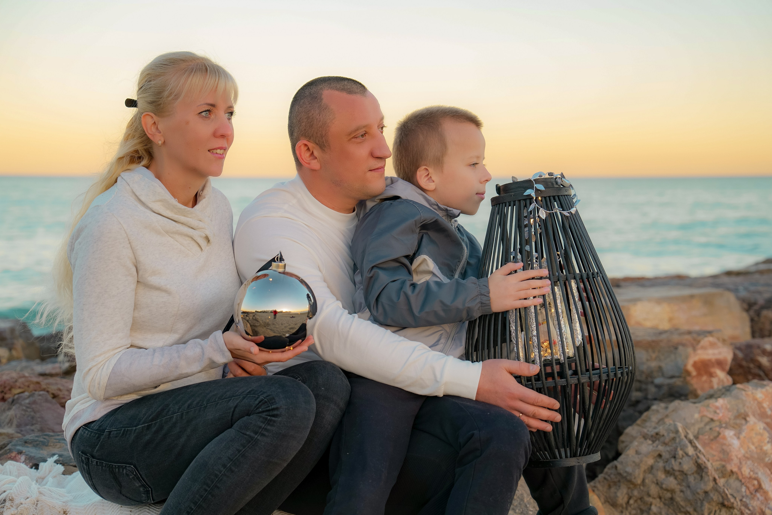 VIKA Y FAMILIA. Fotógrafa Olena Petryk. Realizo sesiones de fotos en Puerto de Sagunto