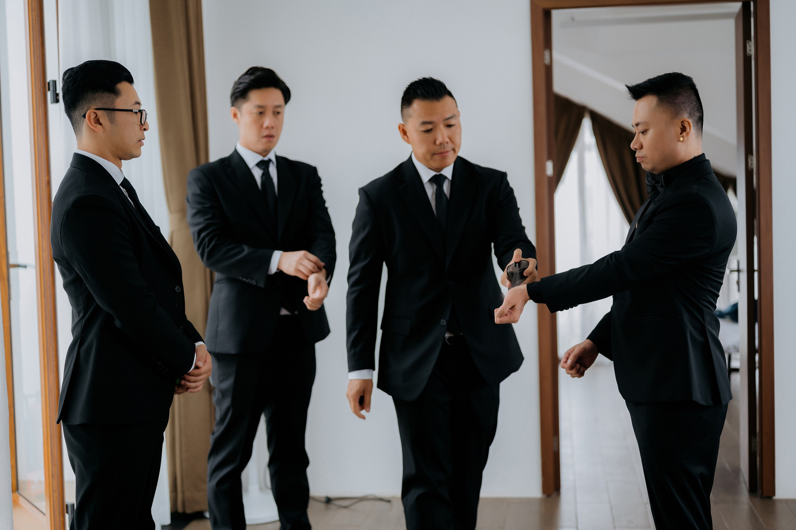 JESSE & MIMI / The Vows. Nhiếp ảnh gia đám cưới hàng đầu tại Thành Phố Hồ Chí Minh