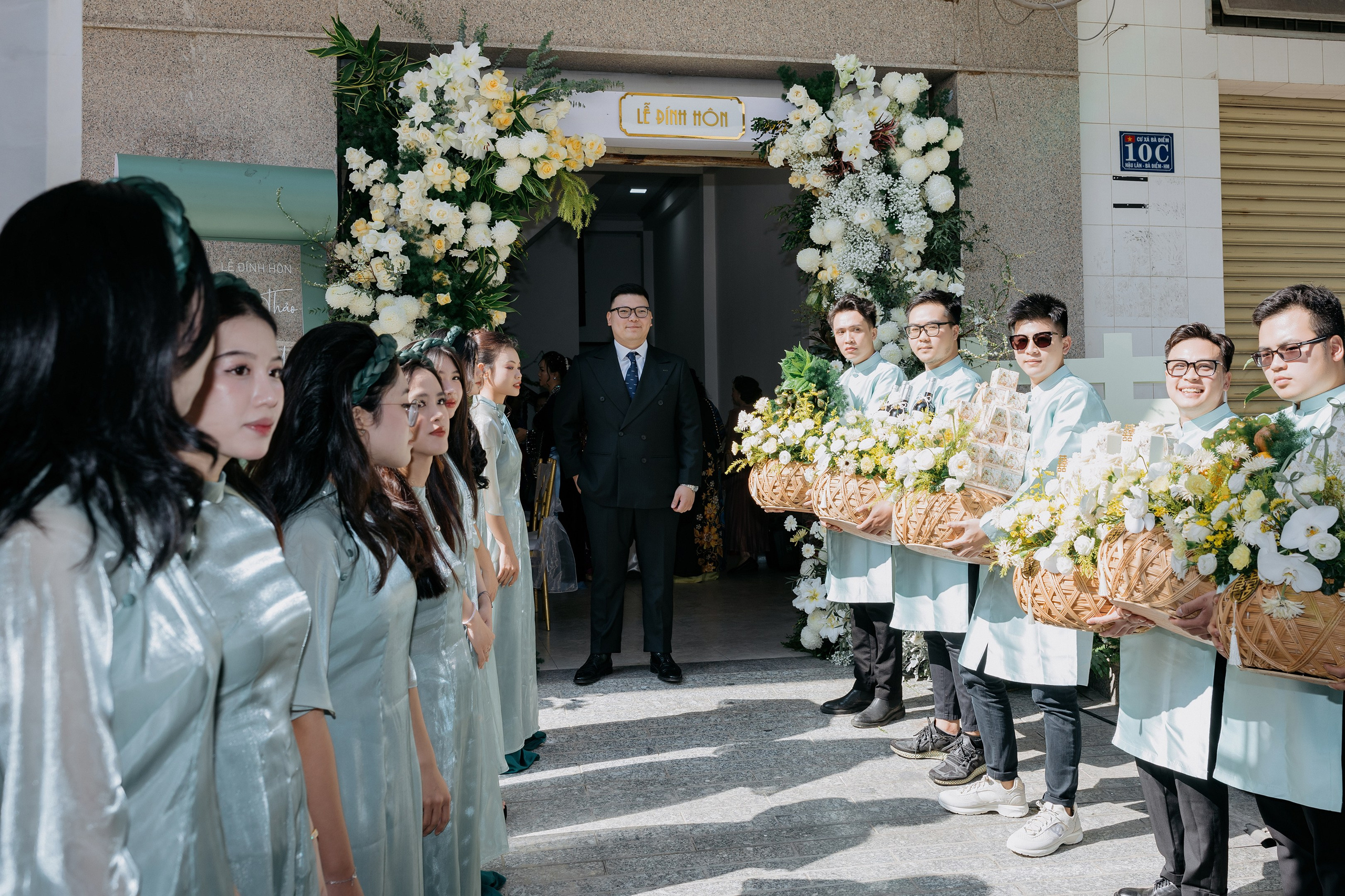 THẢO & VINH / Engagement 30.12.2024. Nhiếp ảnh gia đám cưới hàng đầu tại Thành Phố Hồ Chí Minh