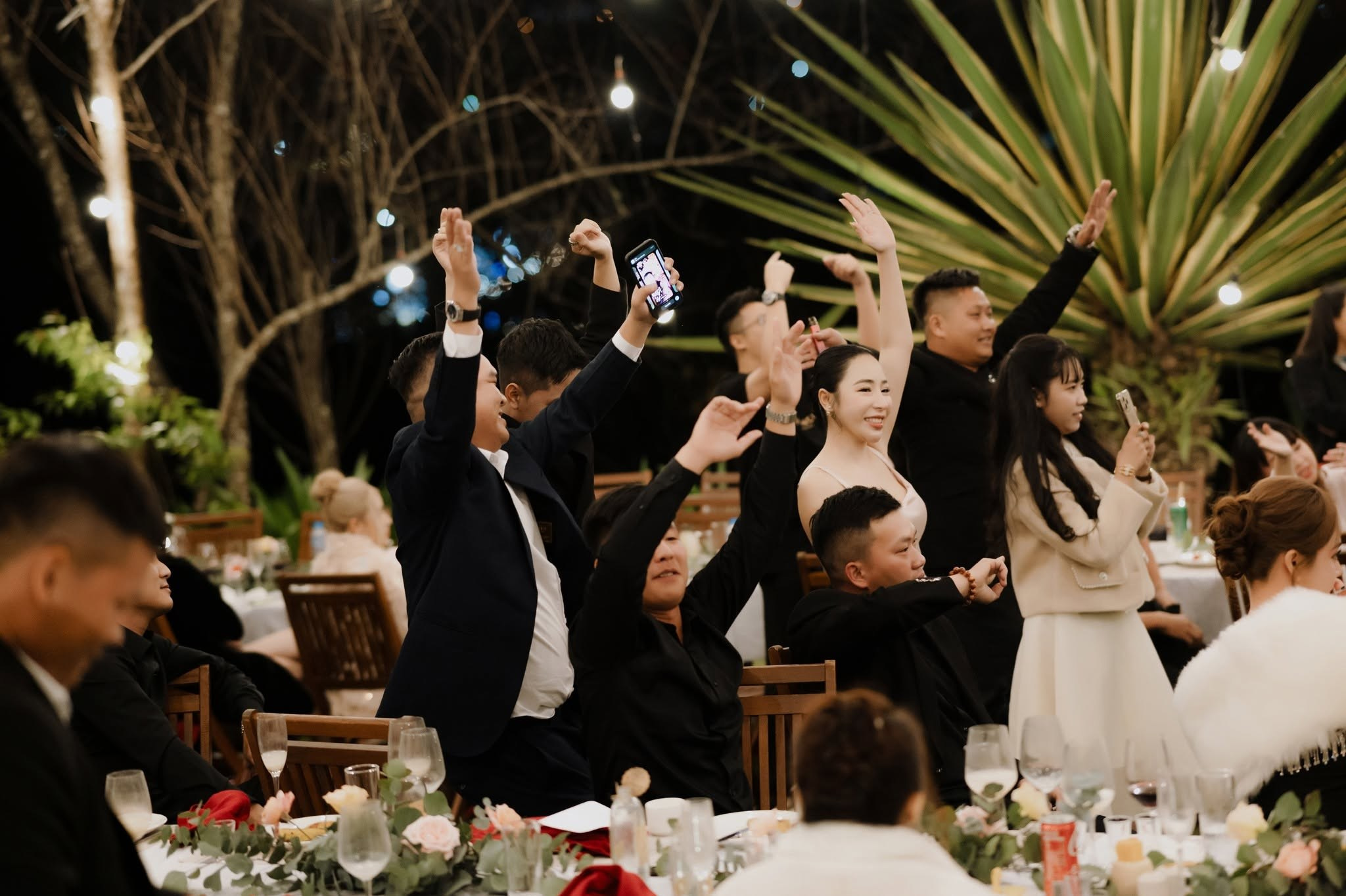 𝐃𝐄𝐍𝐍𝐈𝐒 ⓐⓝⓓ 𝐓𝐈𝐍𝐘/Destination Wedding. Nhiếp ảnh gia đám cưới hàng đầu tại Thành Phố Hồ Chí Minh