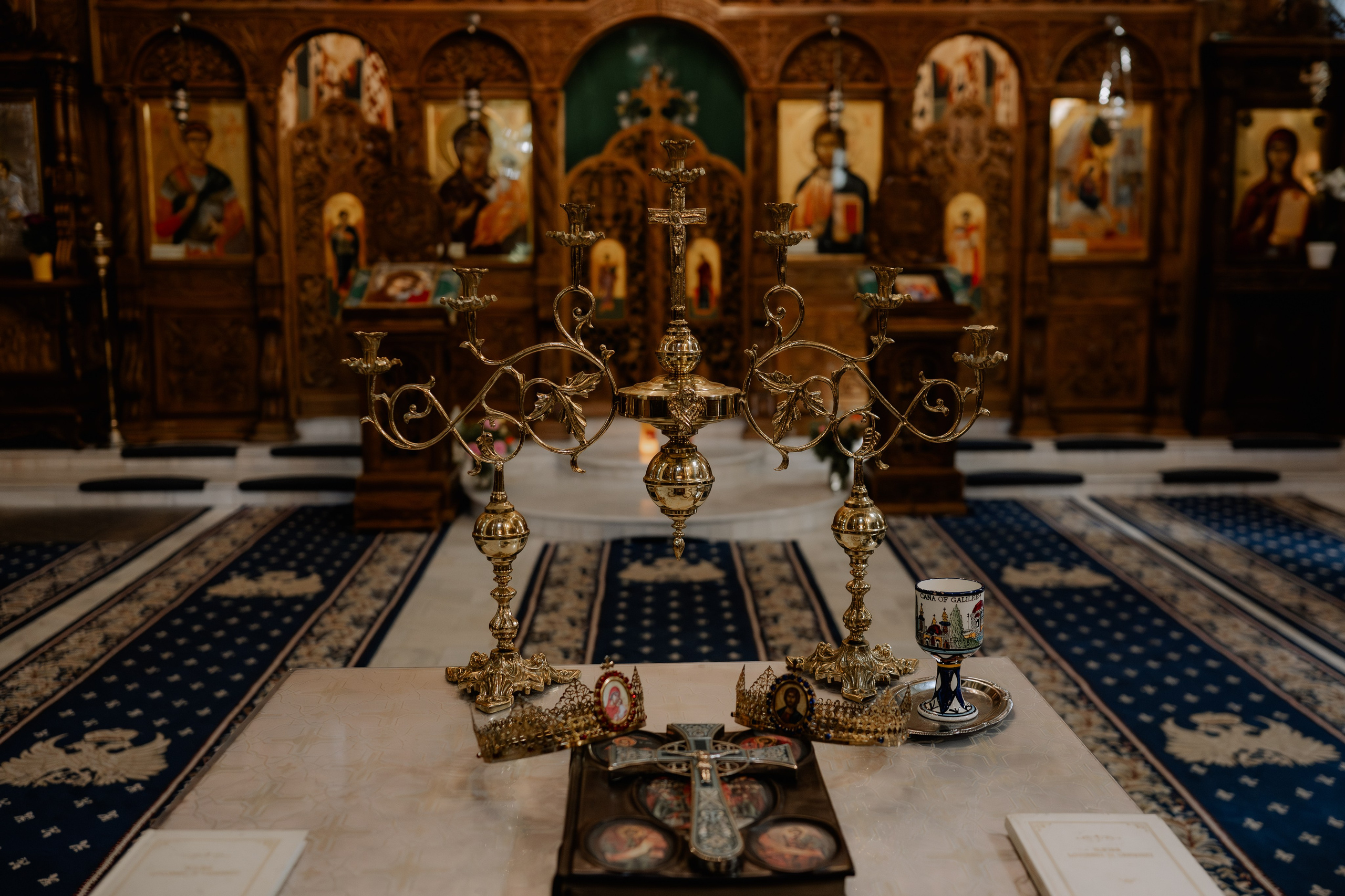 Cununie civila in aer liber , artificii de zi colorate , decor nunta , nunta la Hotel Traian. Proud Vision Weddings | Wedding Photography & Film — Servicii profesionale Foto Video Nunta Iasi