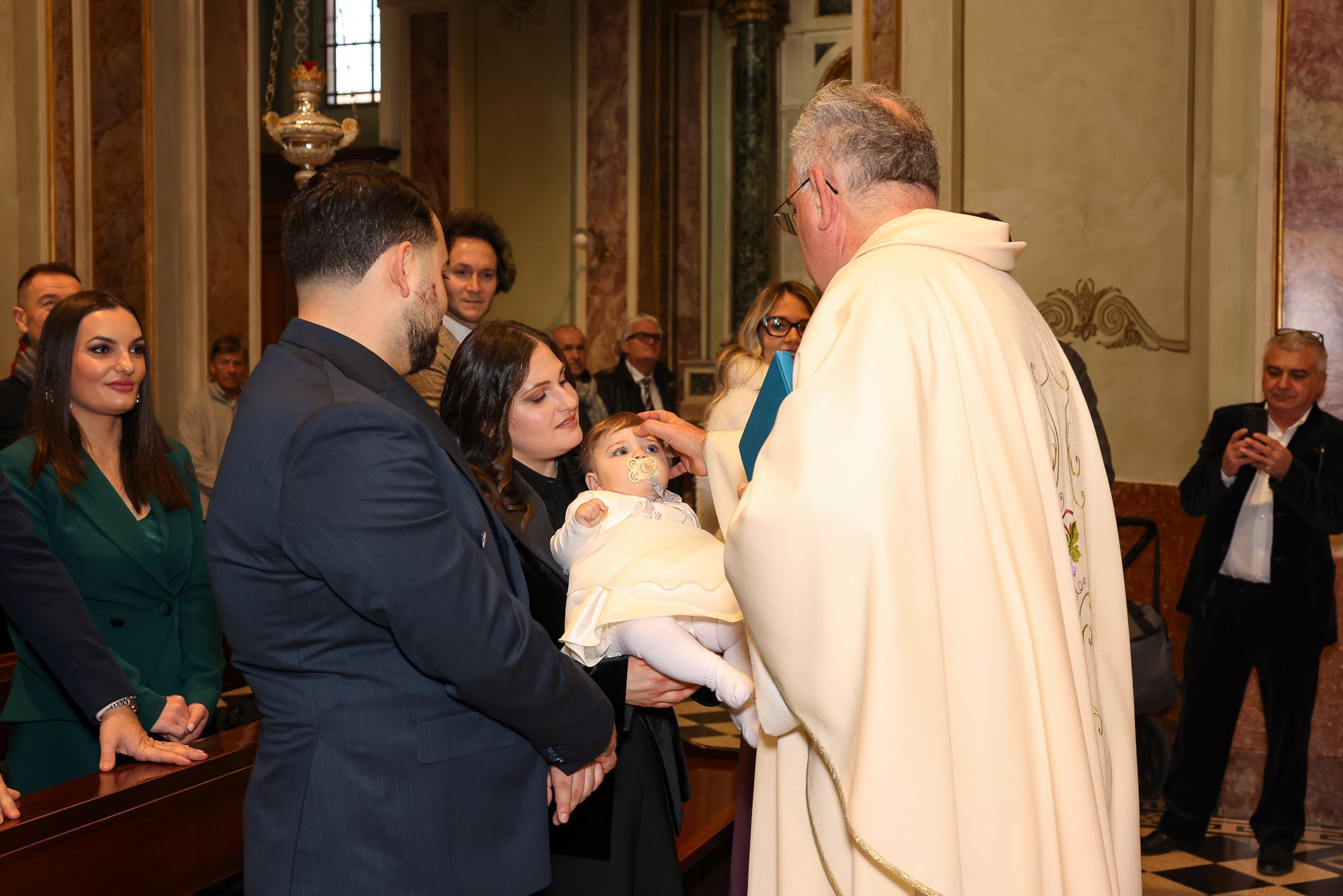Servizi fotografici di Battesimo a Treviglio e dintorni