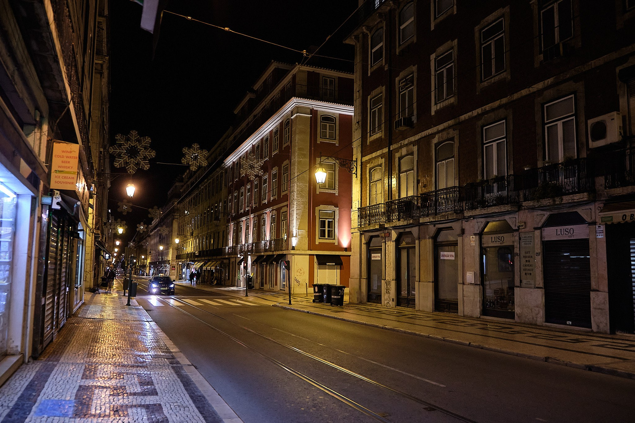 Lisabona (noaptea). Fotograf Nicola Cristian