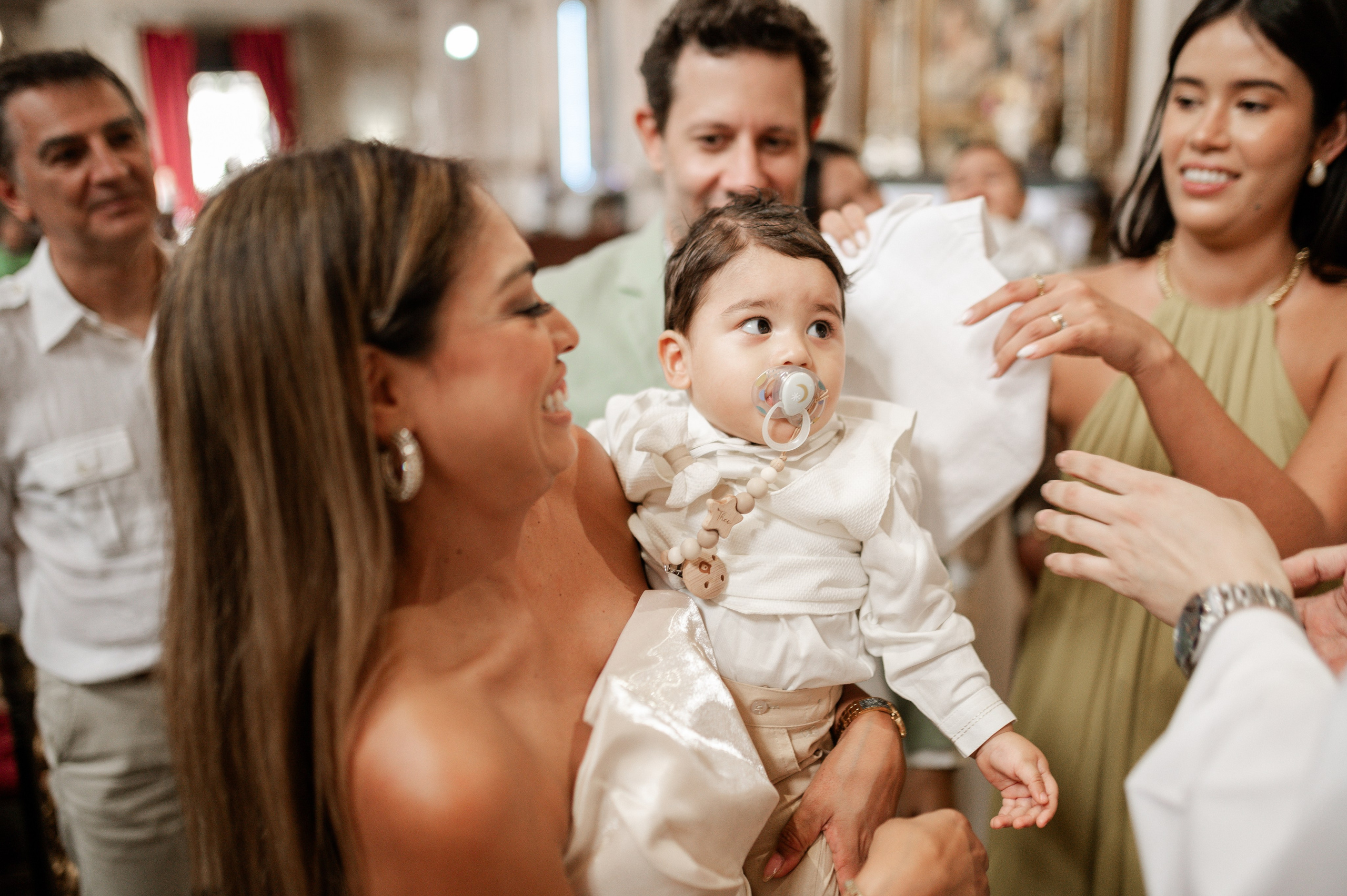 Фотосъёмка крестин — тёплые и значимые моменты. Ваш фотограф в Лиссабоне — Анна Белова