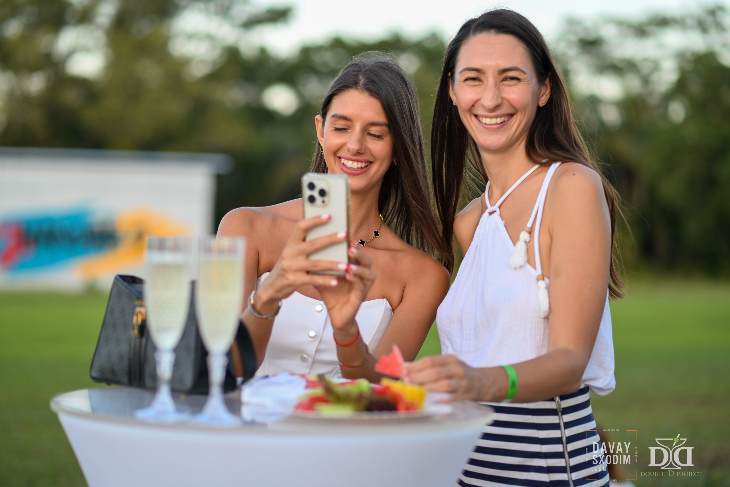 Вечеринка на аэродроме | Фоторепортаж | Афиша | DAVAYSXODIM.com PHUKET. АФИША|ФОТОРЕПОРТАЖИ|ИВЕНТЫ|ПХУКЕТ