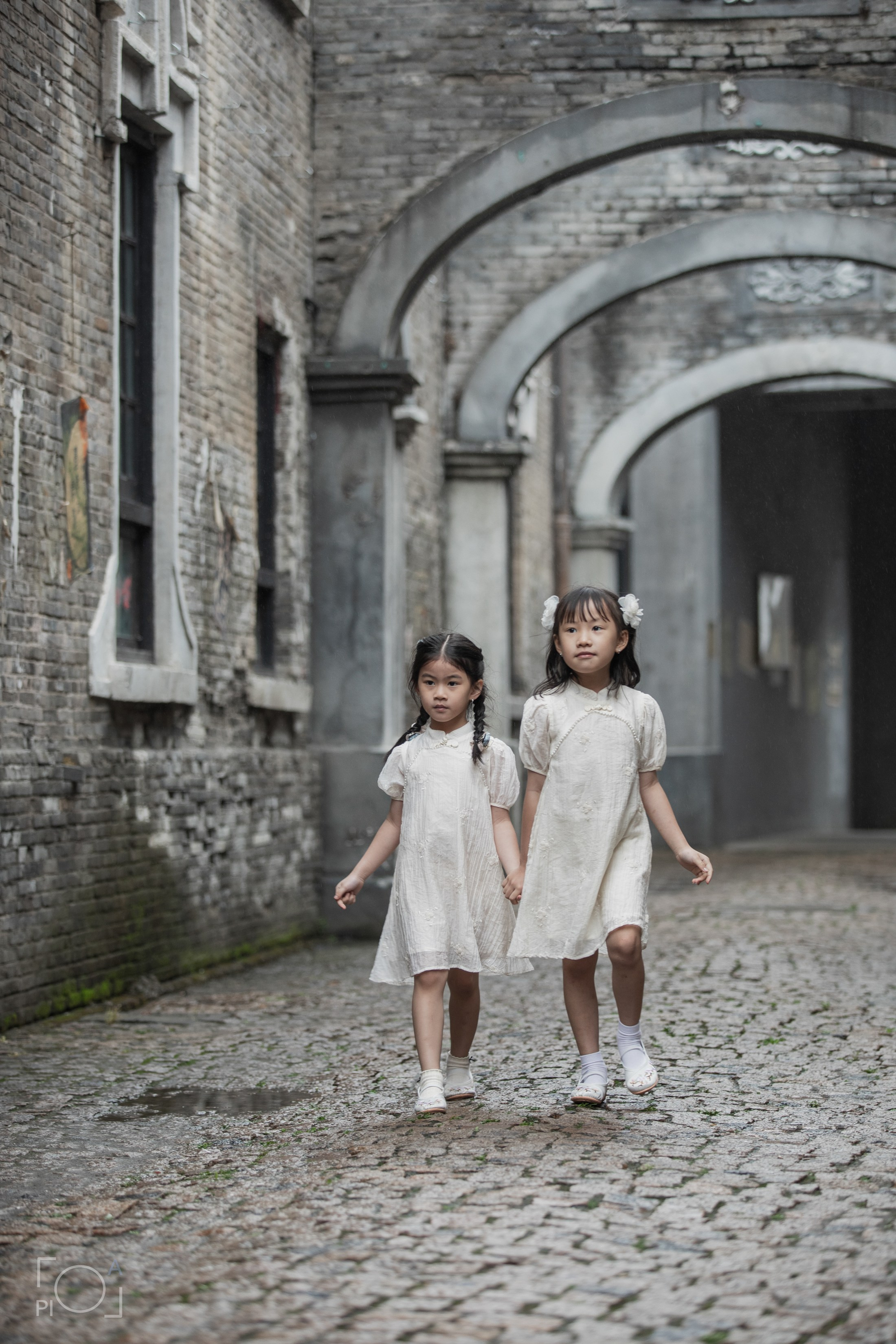 Семейная фотосессия в шанхайской киностудии. Photographer in Shanghai — Lola Pidluskaya